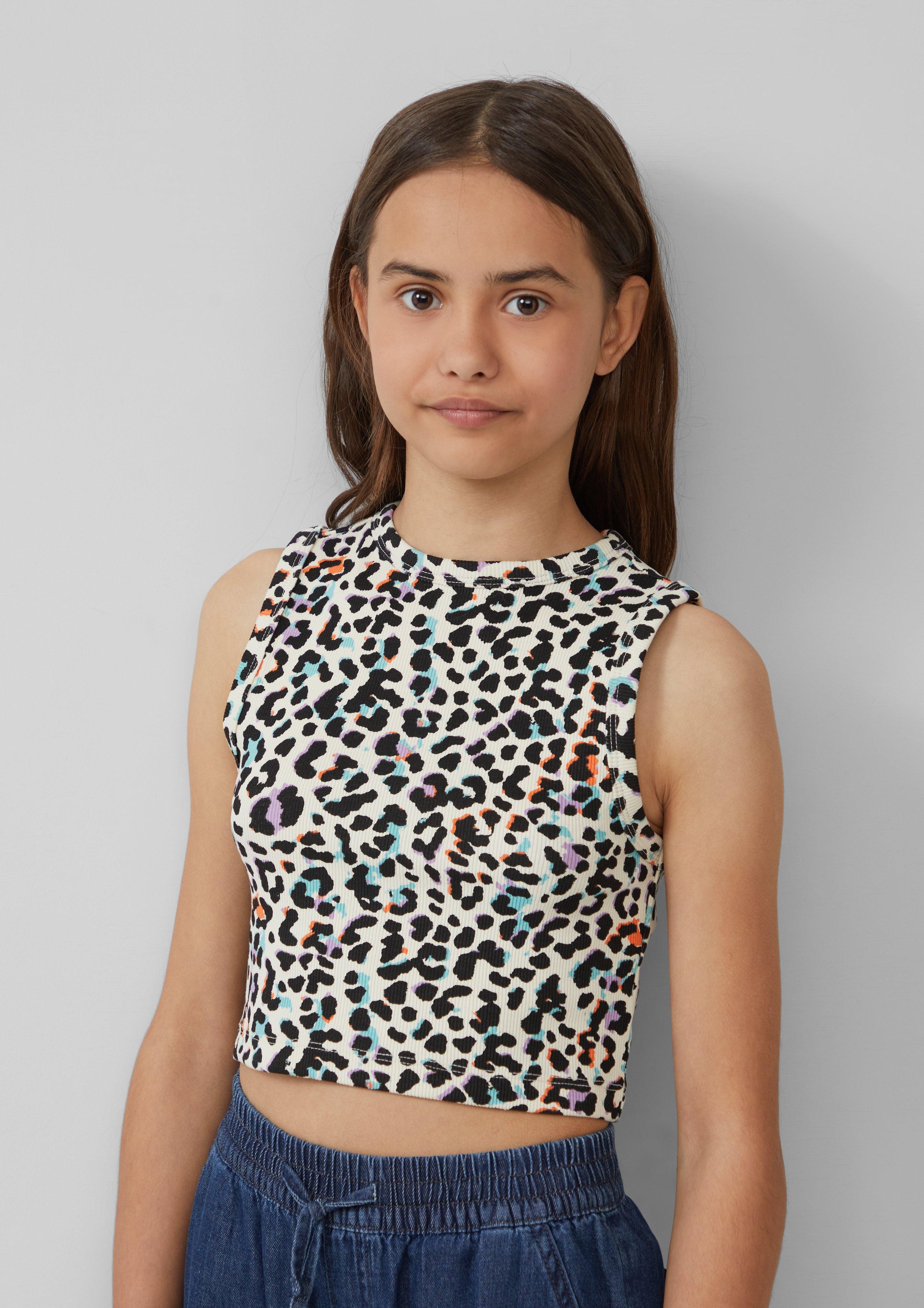 T-shirt in 06A2 & 59A3