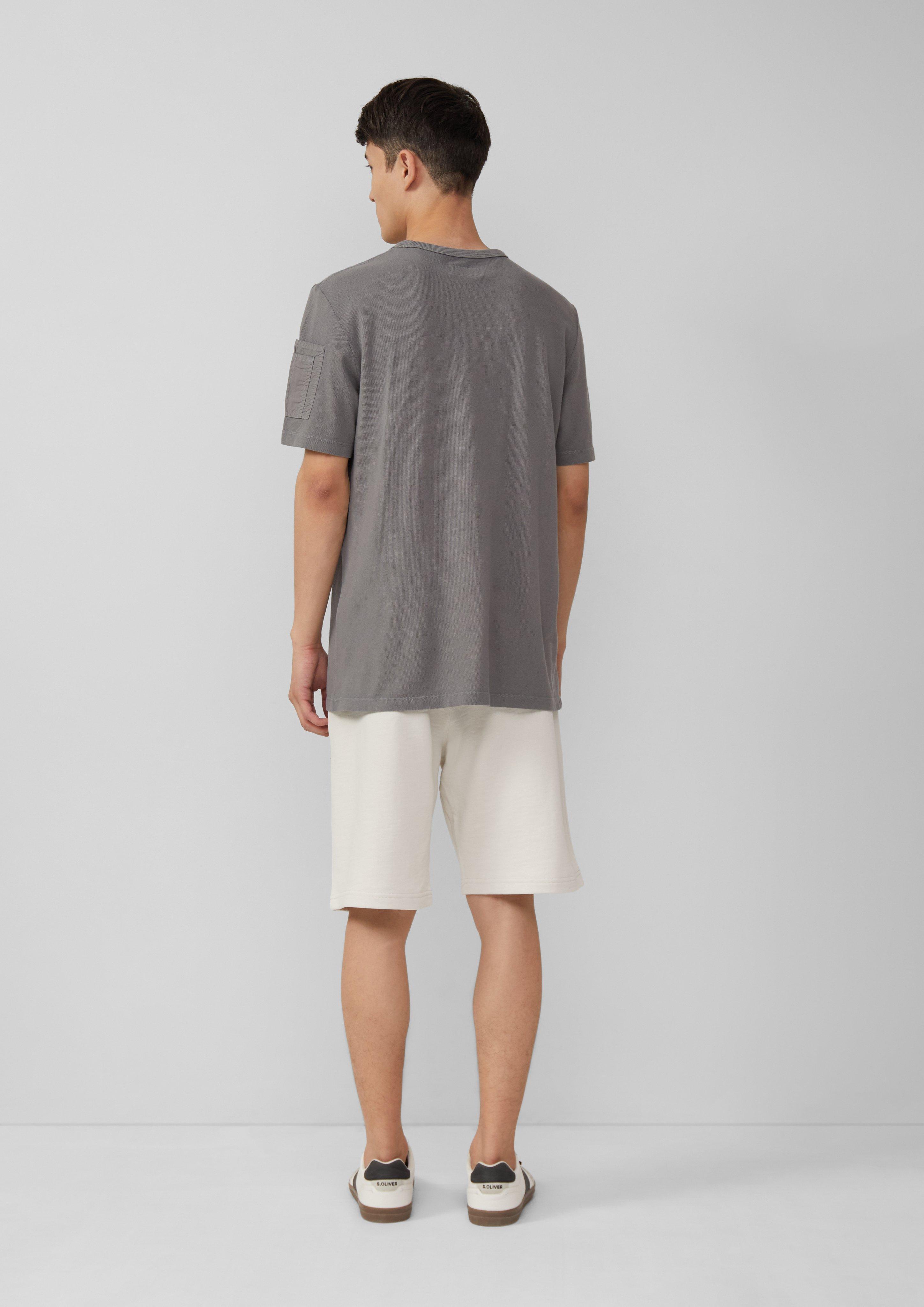 Bermuda in 0330, 9999, 6540, 7880, 9467 & 5852