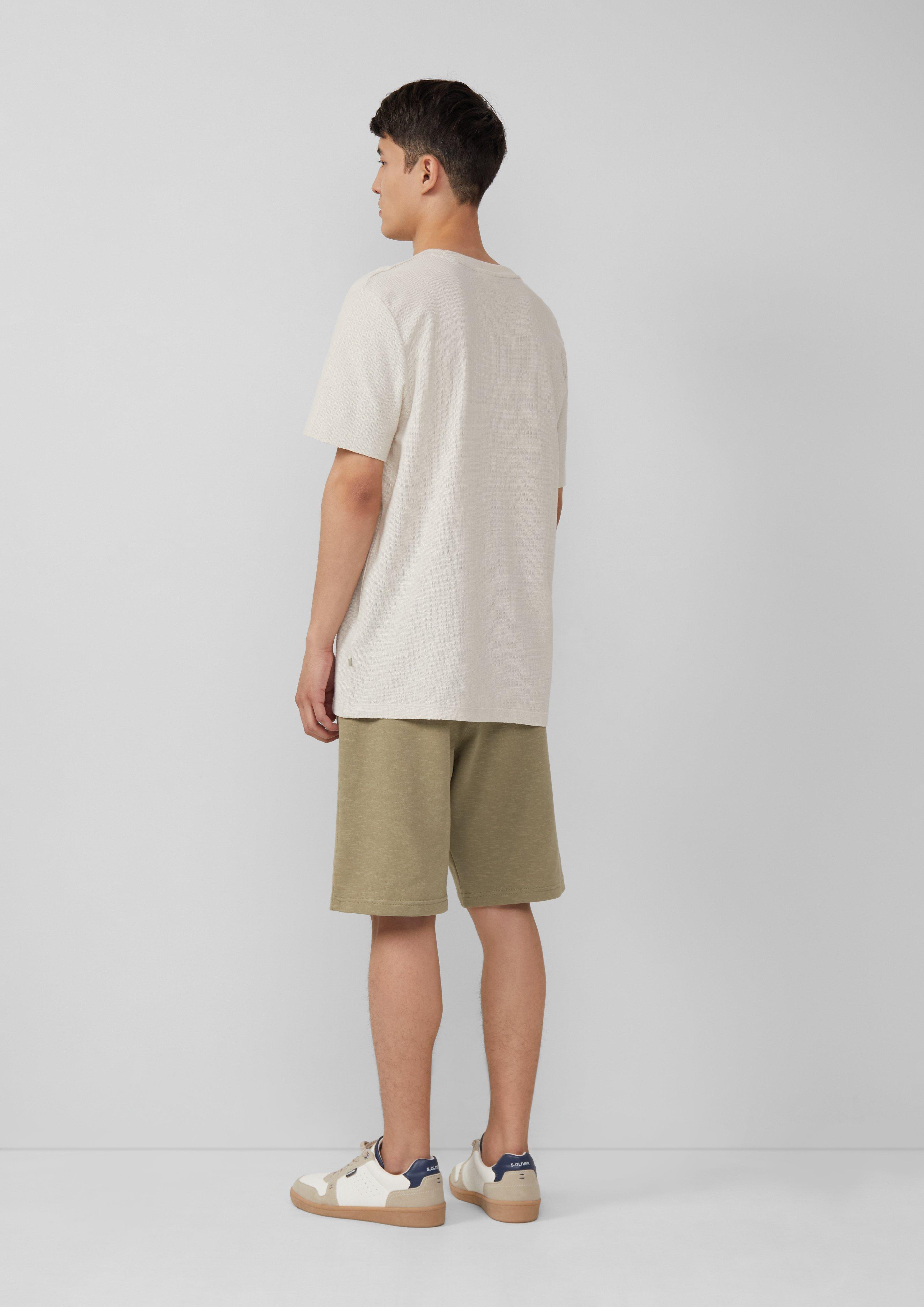 Bermuda in 7880, 9999, 6540, 9467, 0330 & 5852