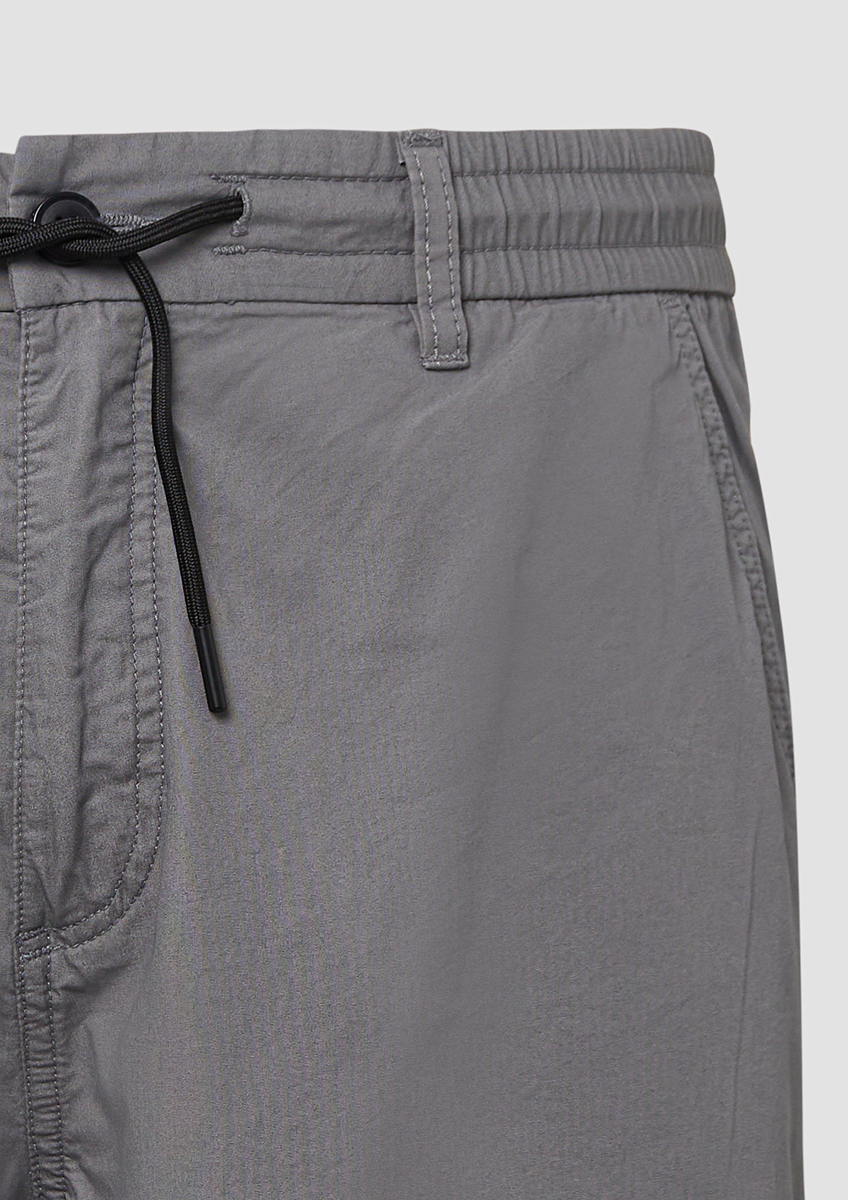 Bermuda in 9467, 2018, 7880, 5852, 6092 & 9999