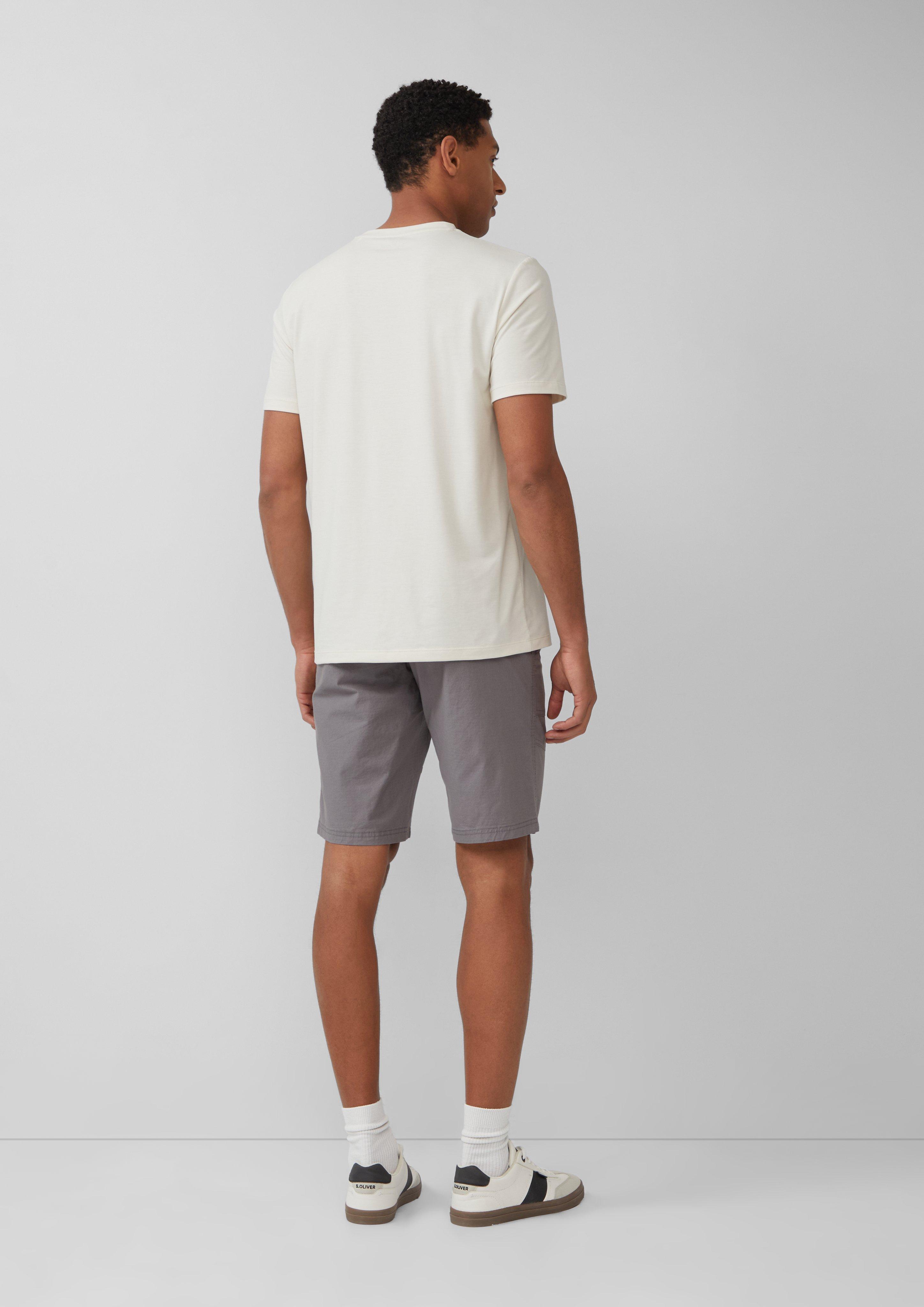 Bermuda in 9467, 5852, 6092 & 7880