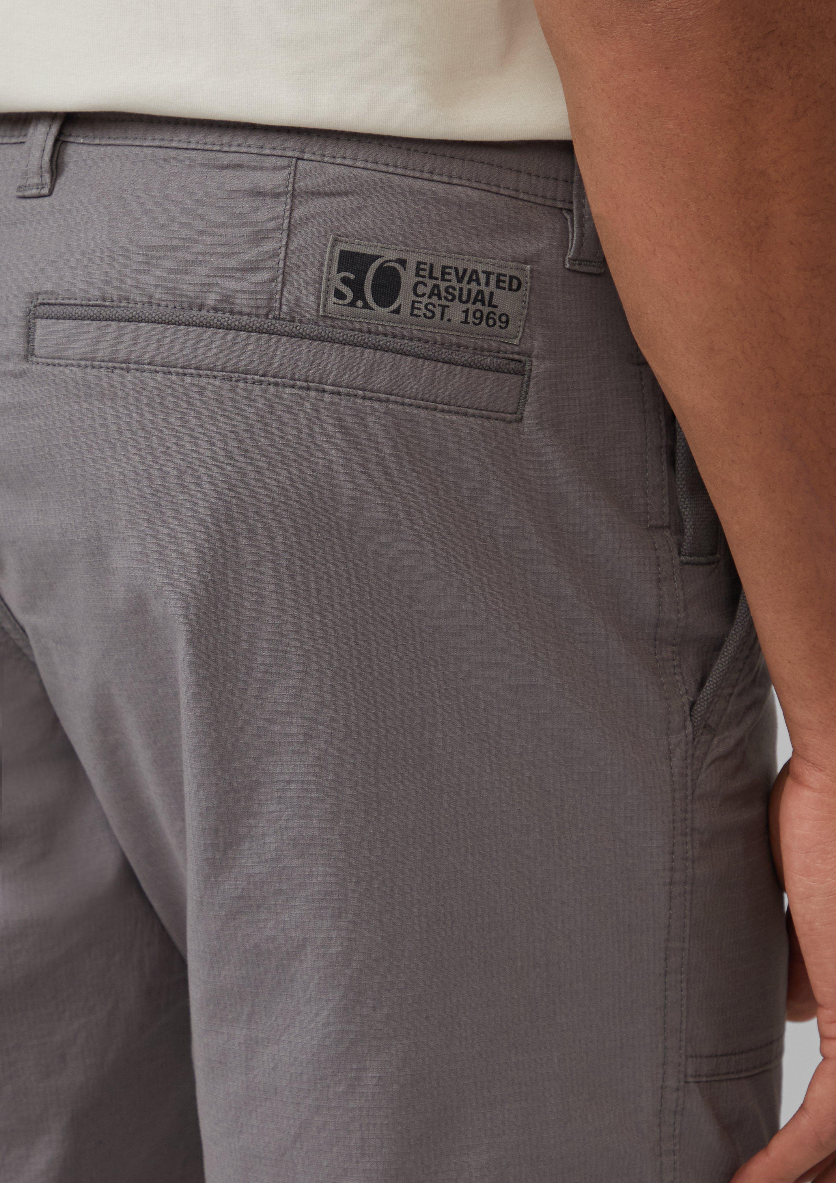 Bermuda in 9467, 5852, 6092 & 7880