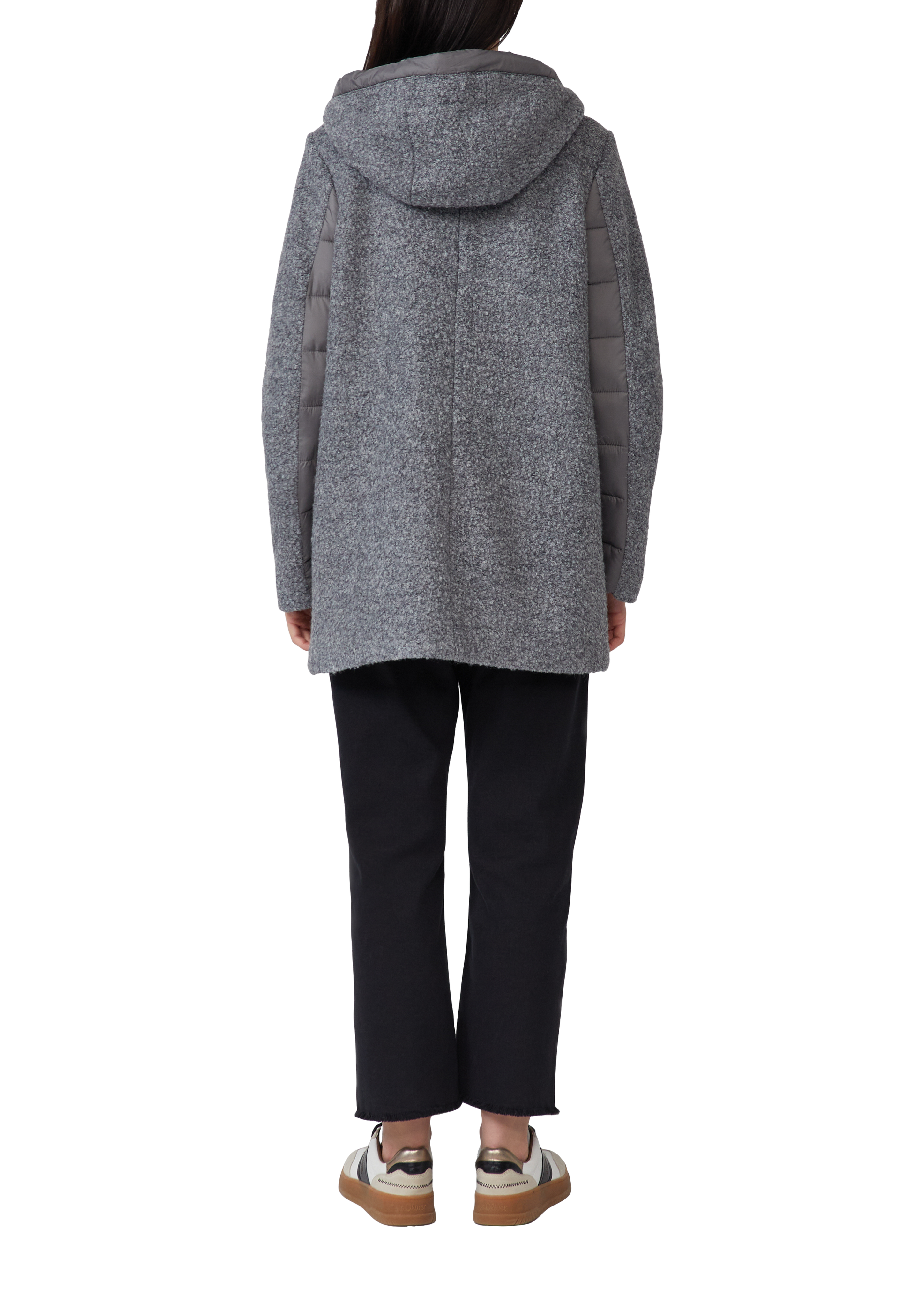 Thumbnail - Outdoor-Mantel