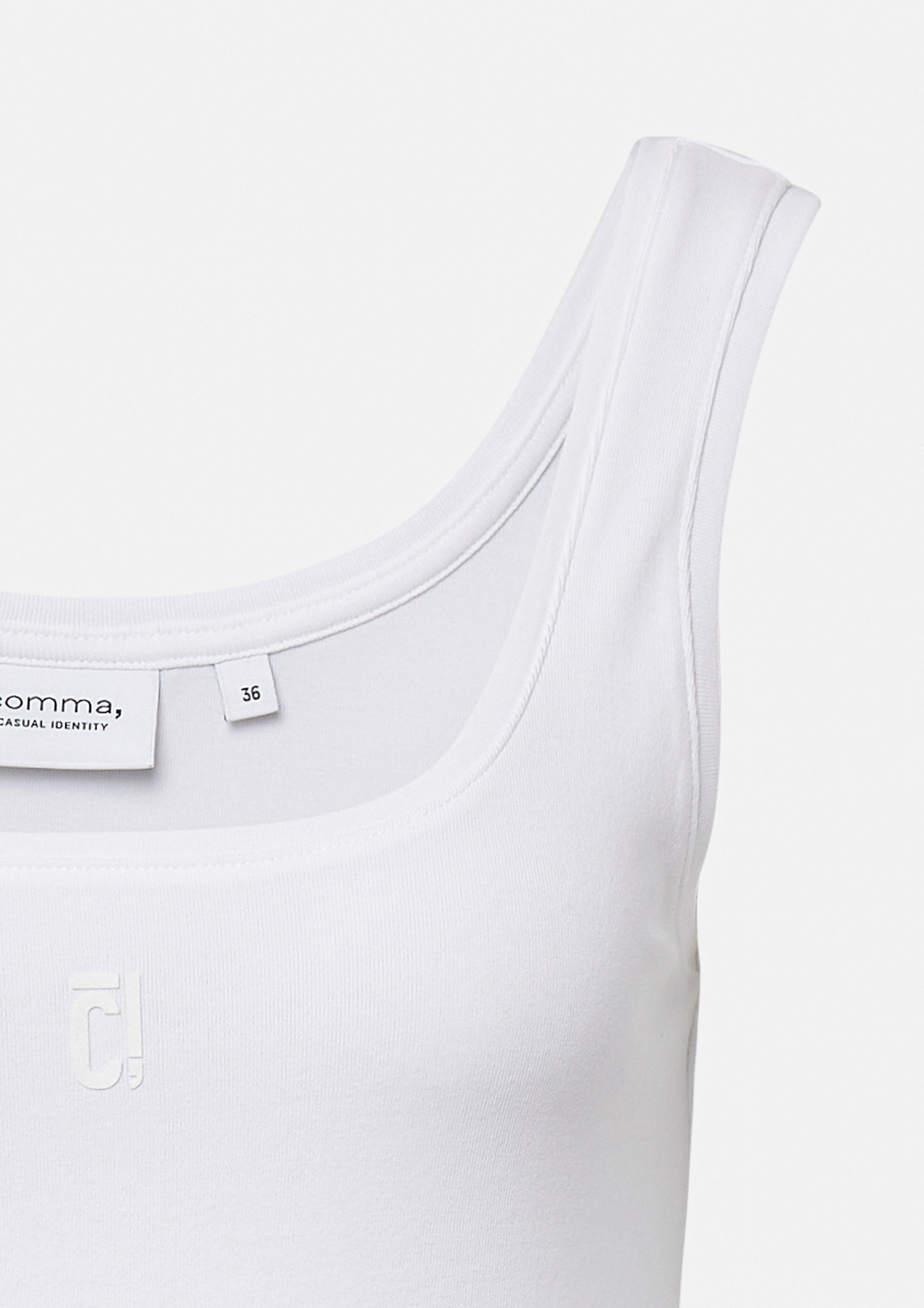 T-Shirt in 0100 & 9999