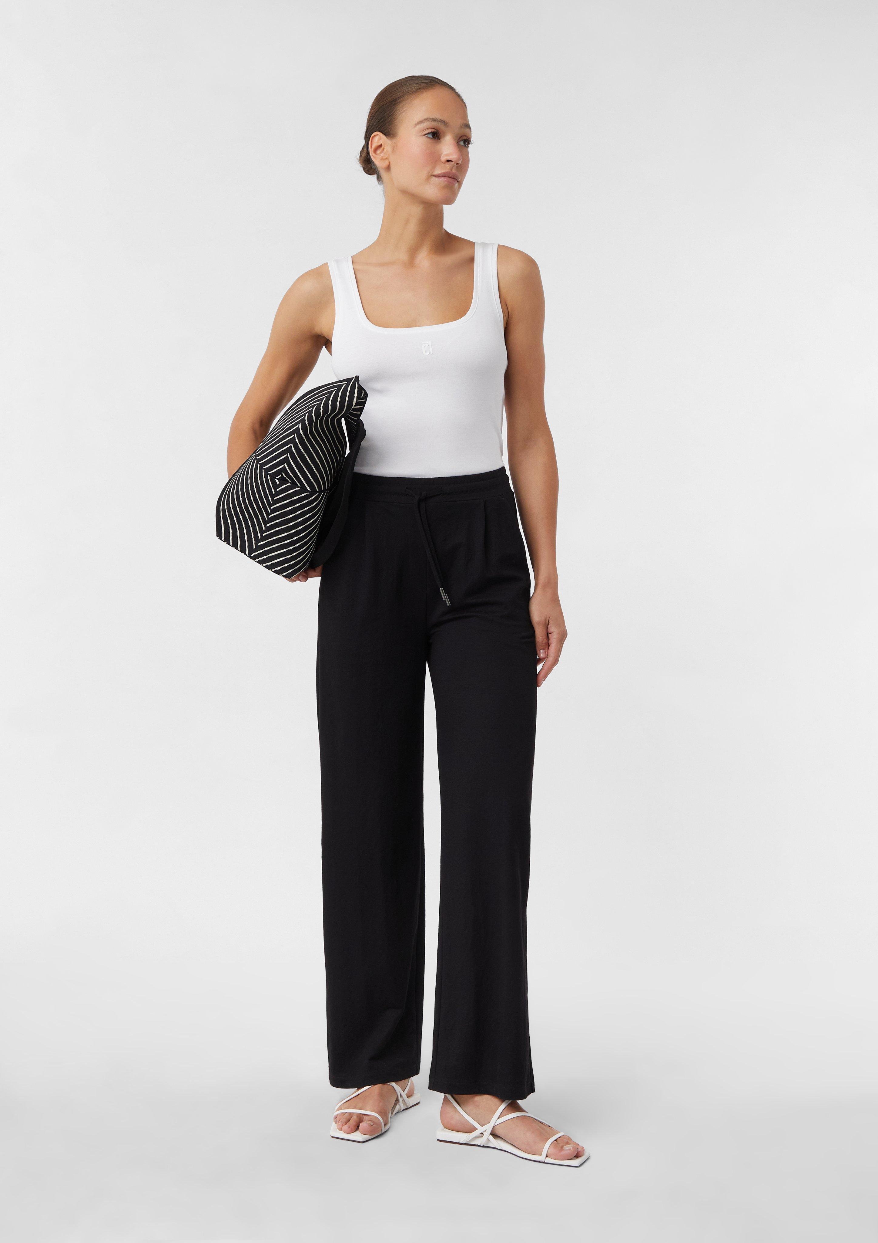 T-Shirt in 0100 & 9999