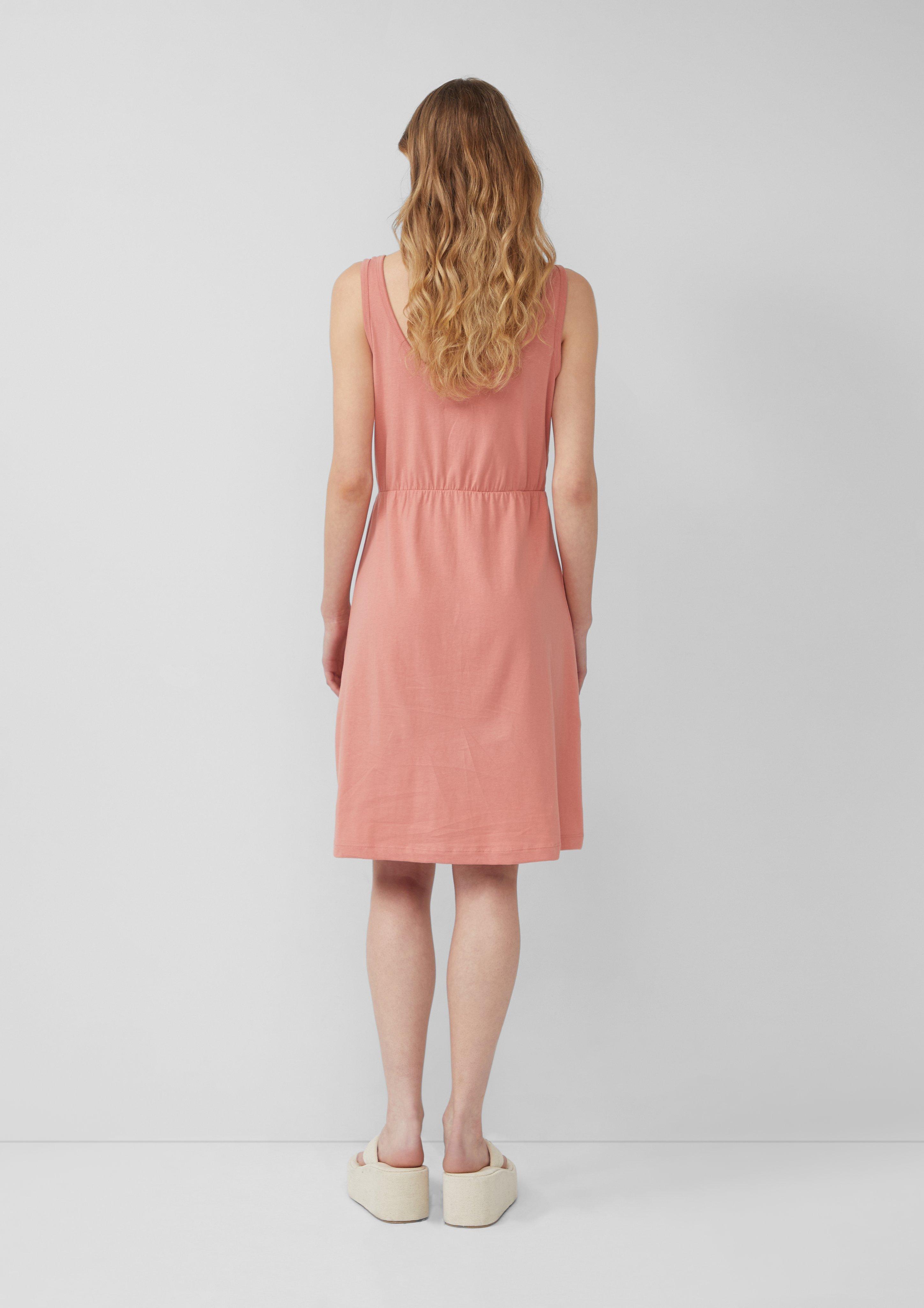 Kleid in 2080, 4762 & 9999