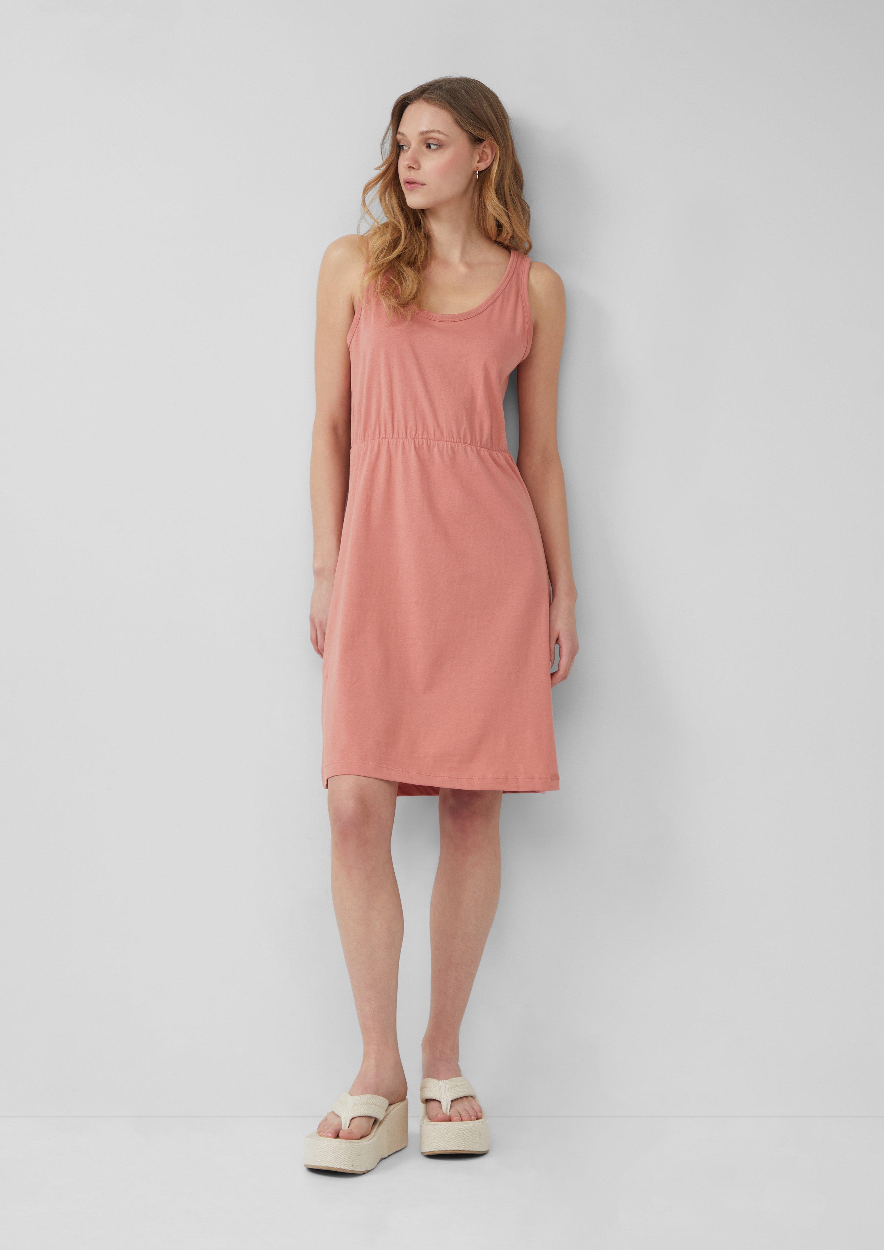 Kleid in 2080, 4762 & 9999