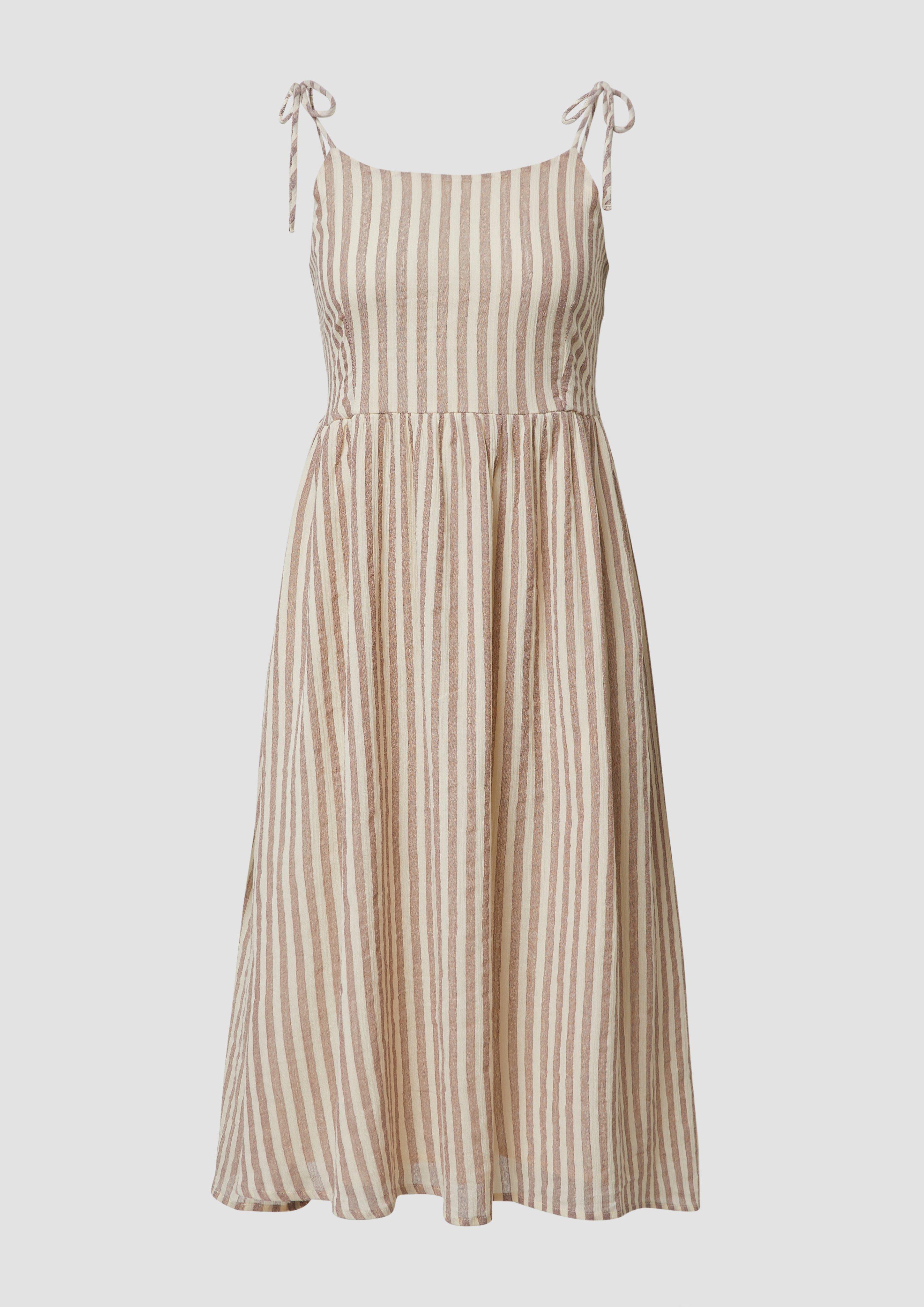 QS - Spaghettiträger-Kleid aus Baumwolle mit Schleife am Rücken, Damen, lila|weiß