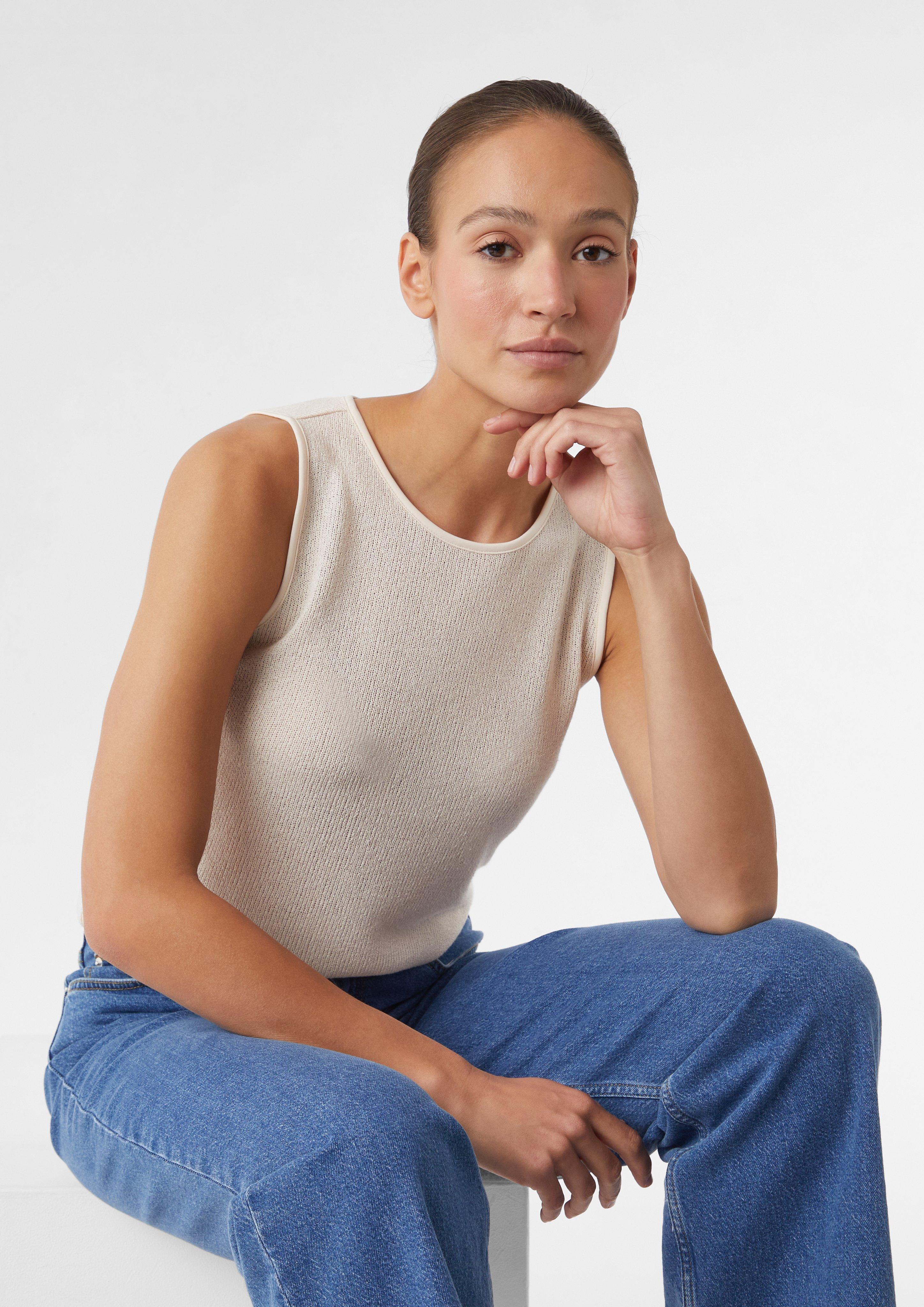 T-Shirt in 8006, 8952 & 2581