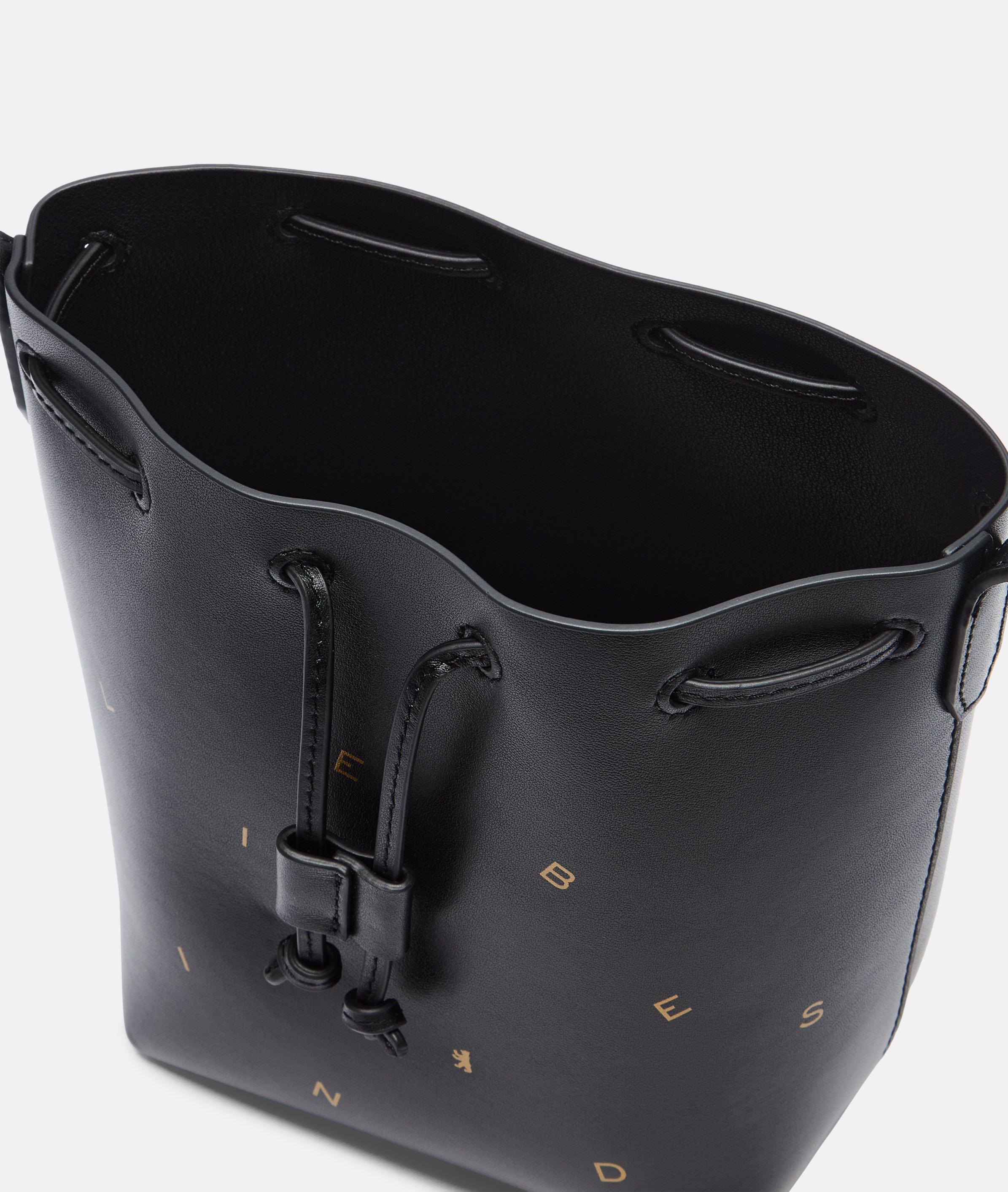 Dancing Letters Bucketbag S in schwarz, rot & blau