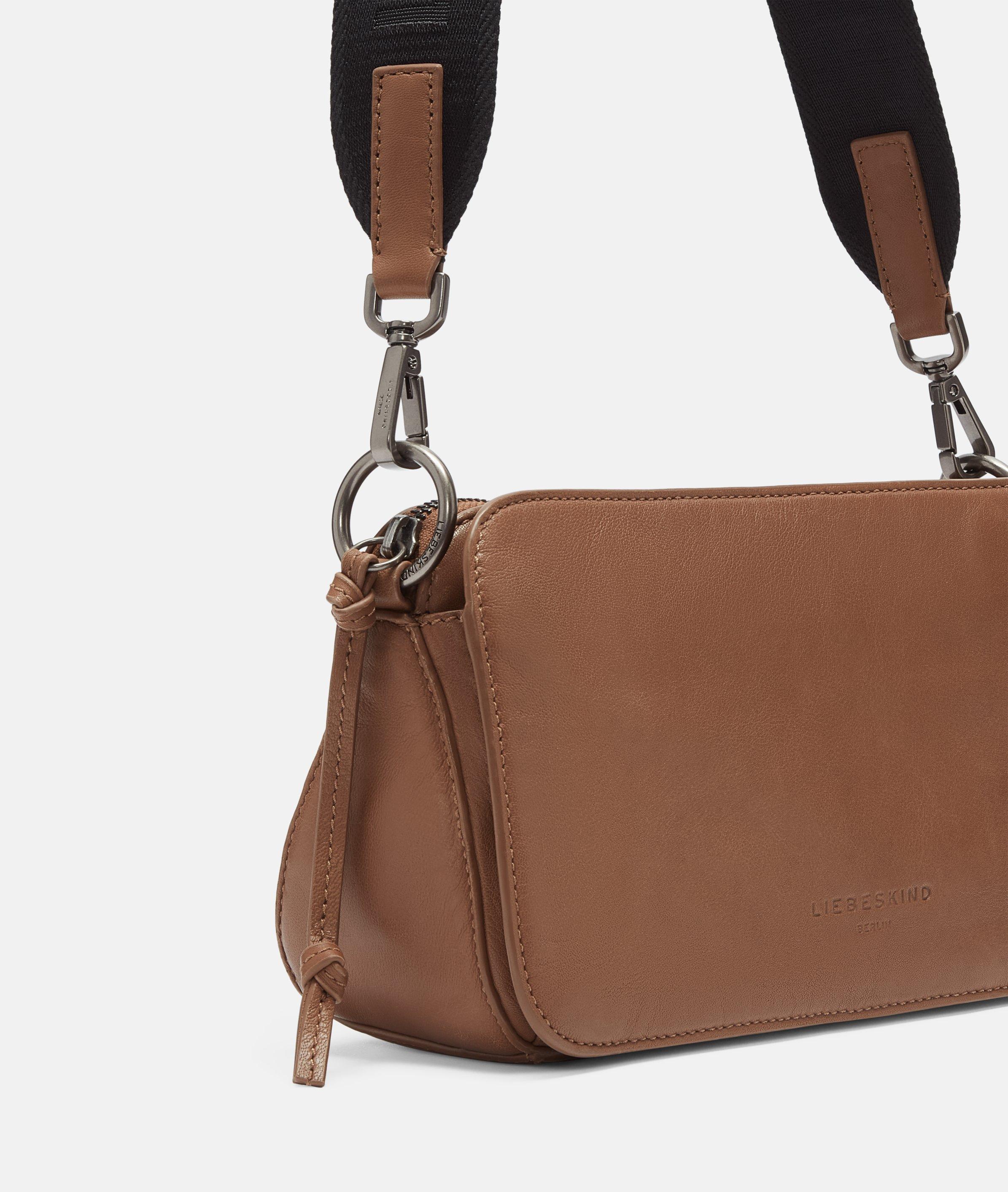 LIEBESKIND BERLIN Clarice Crossbody M