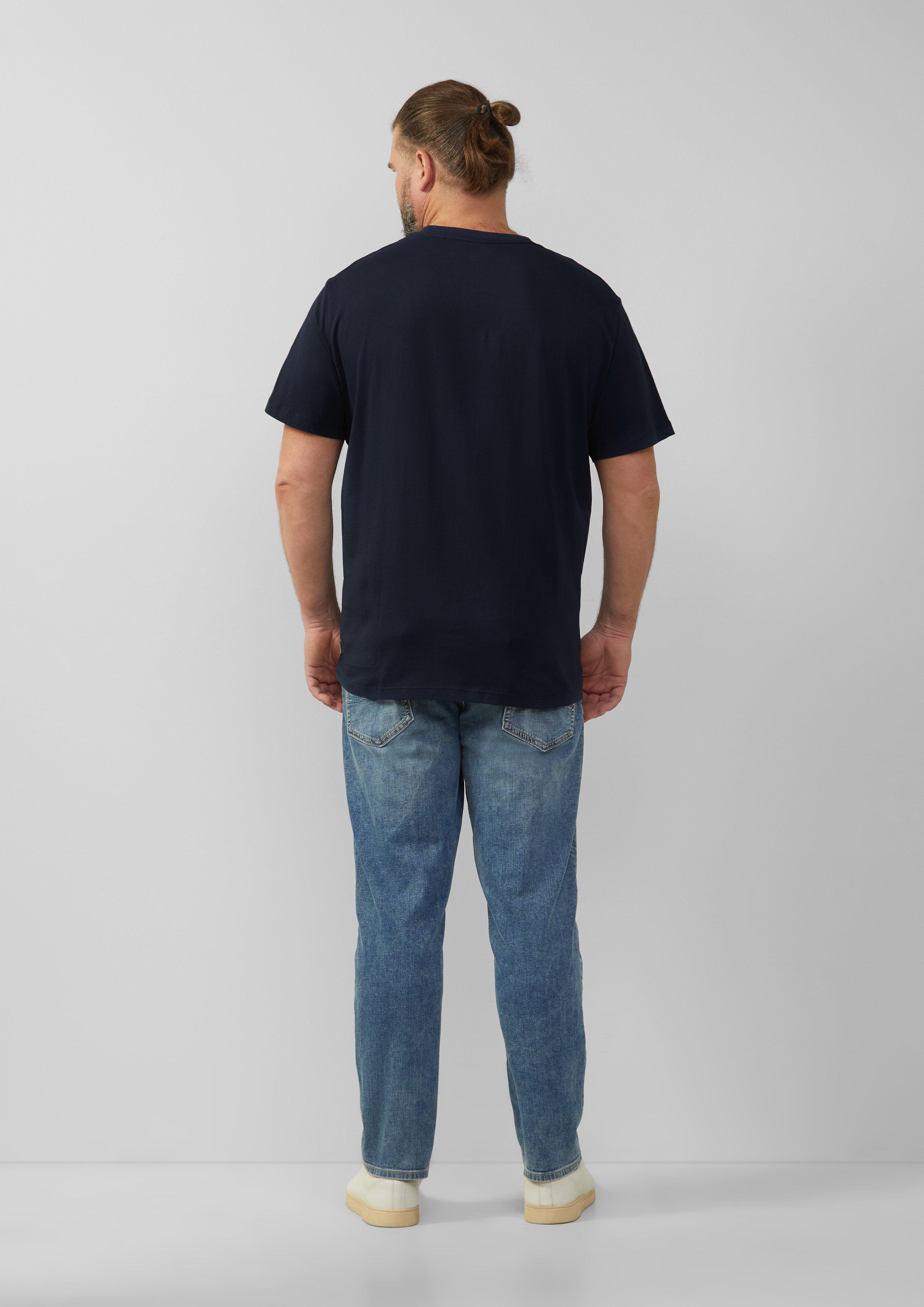 T-shirt in 58D1 & 01D2