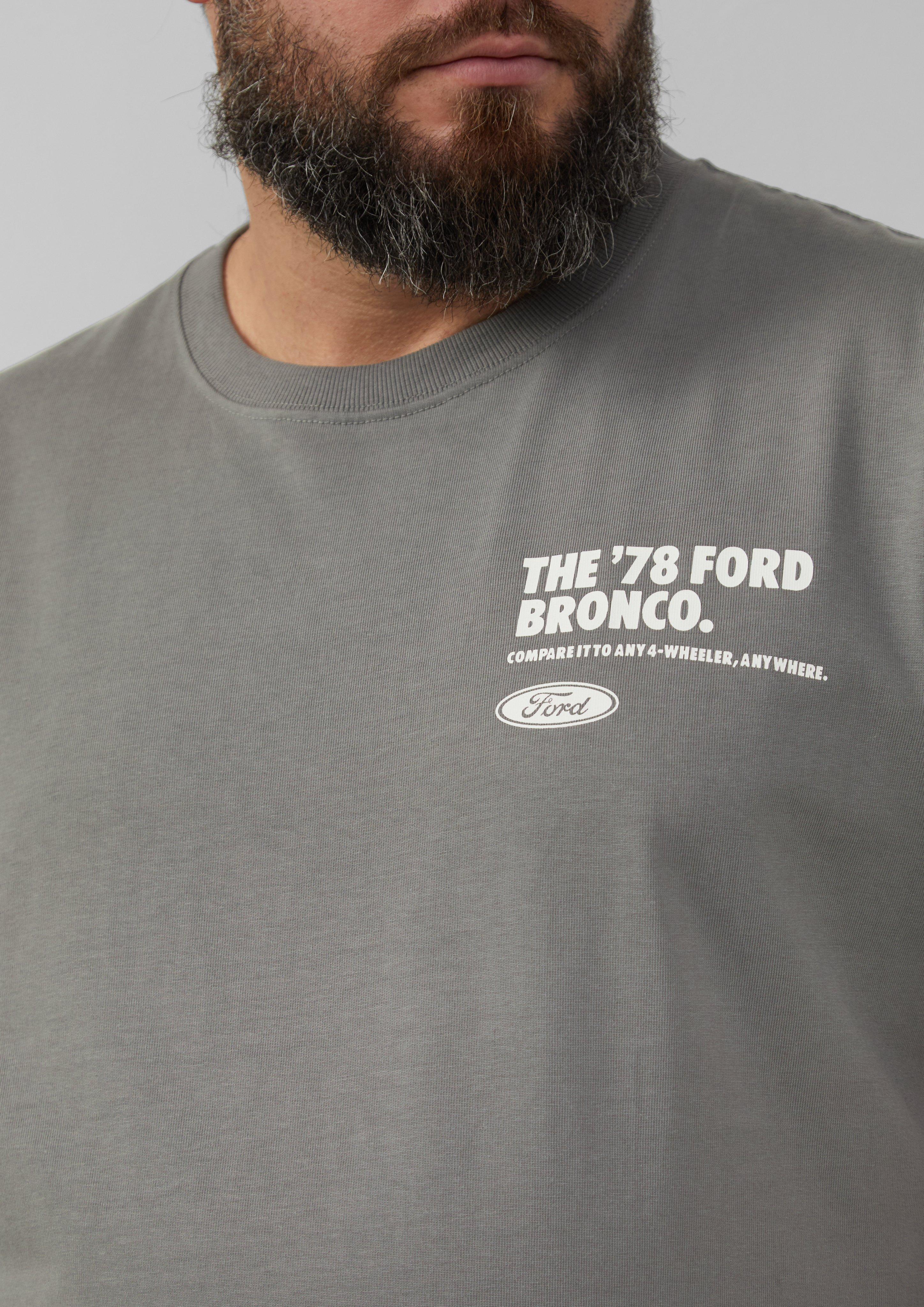 T-Shirt in 94D2, 01D1, 55D6 & 84D3