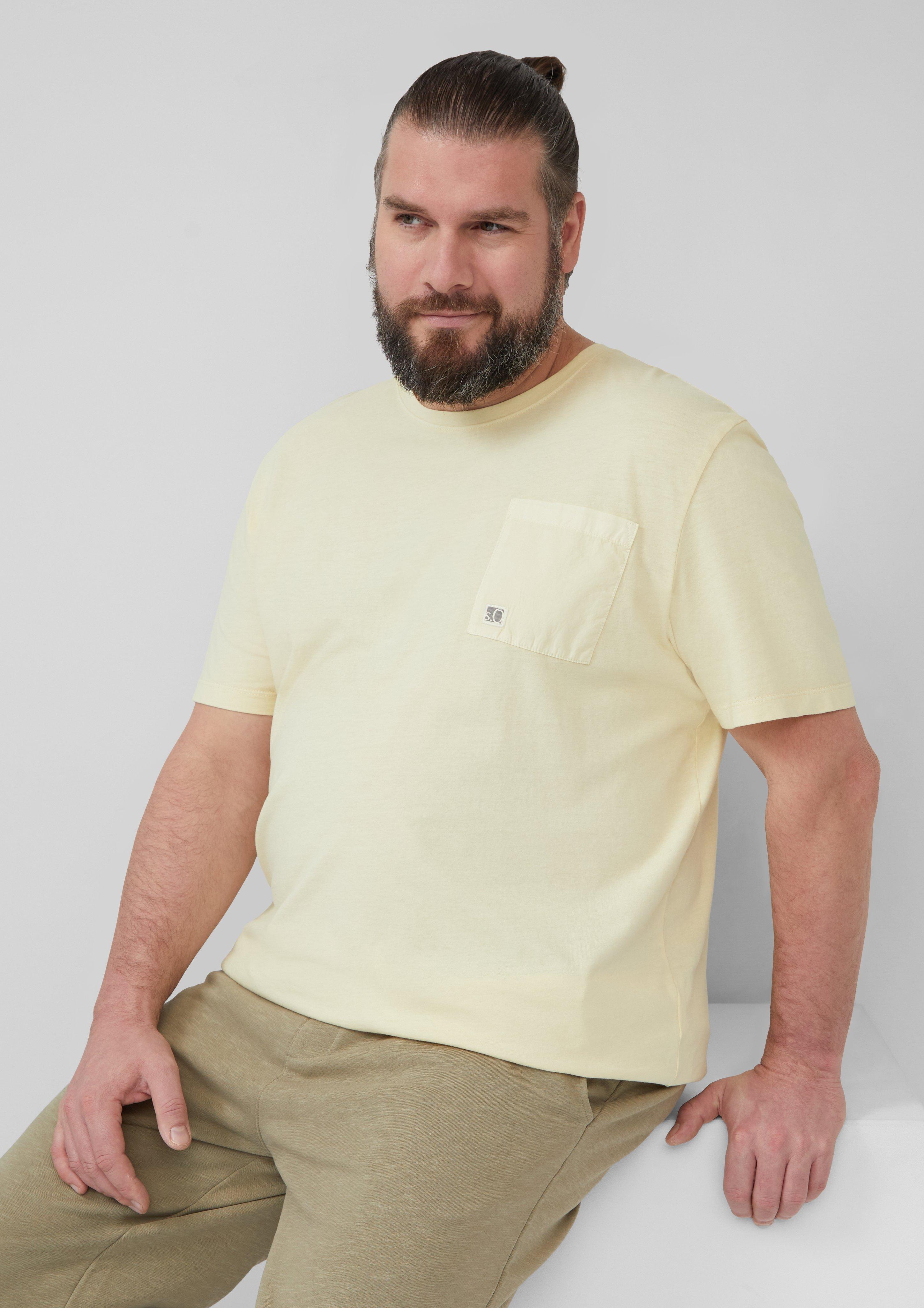 T-shirt in 1210 & 5852