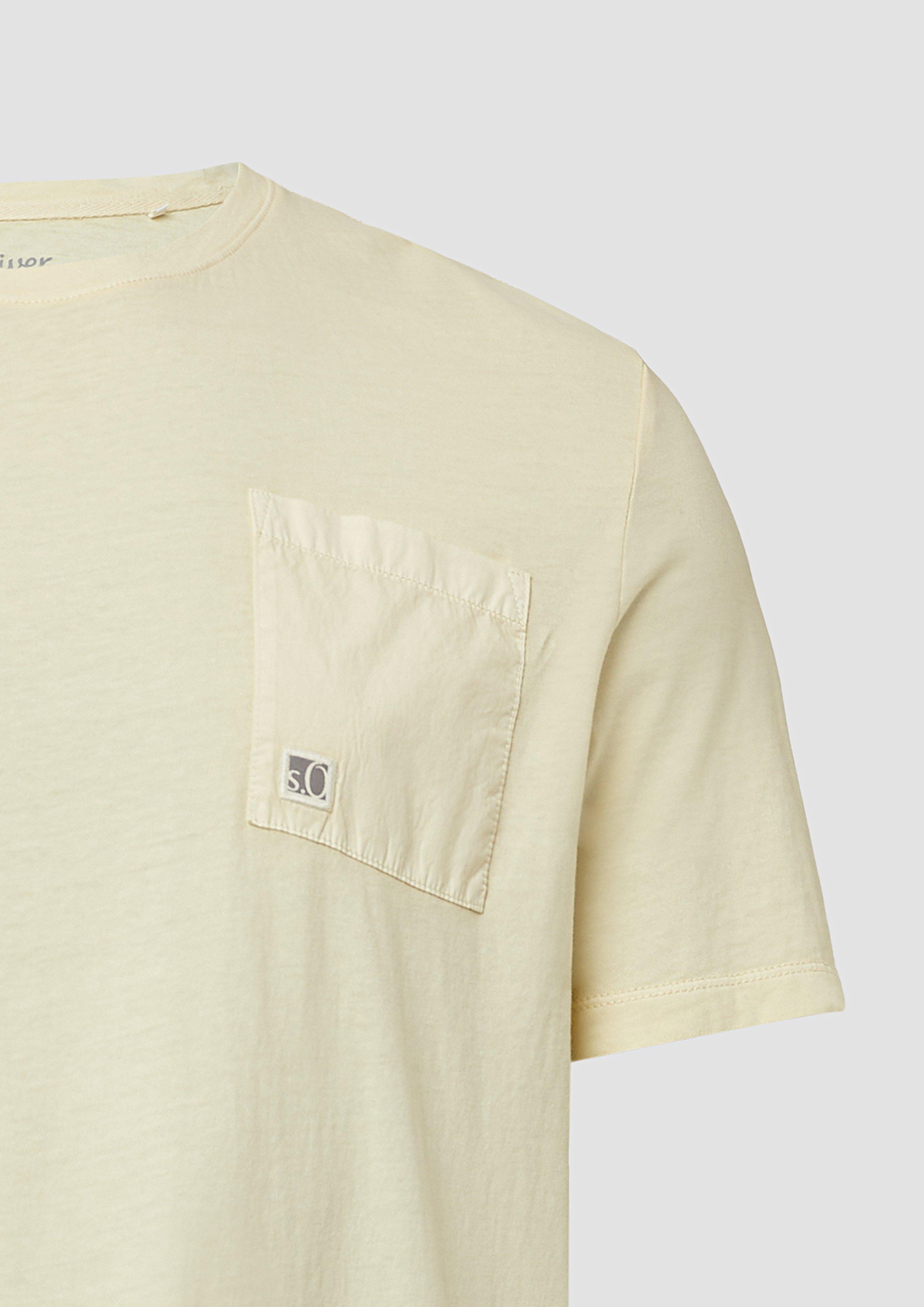 T-shirt in 1210 & 5852