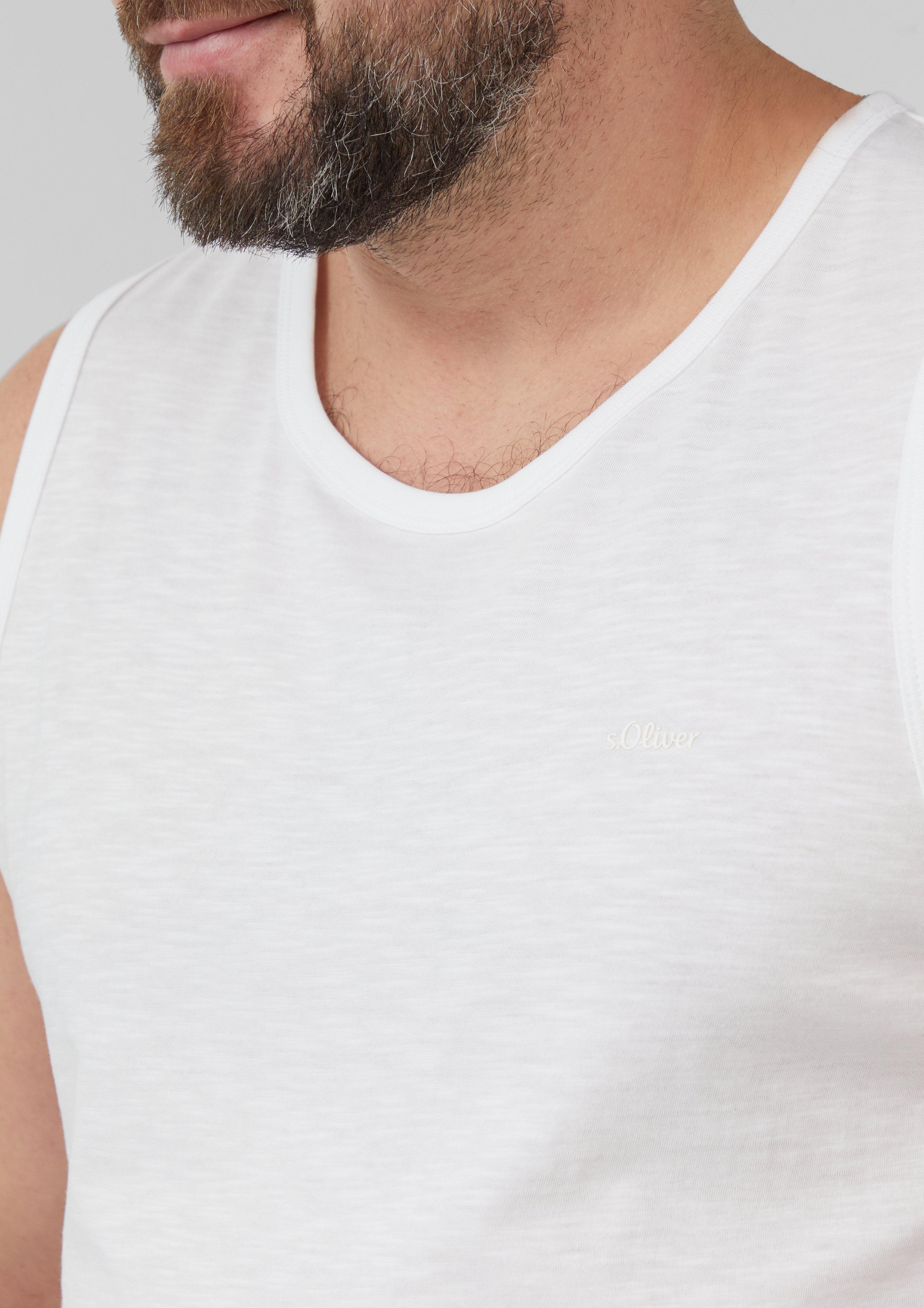 T-Shirt in 0100, 5852 & 9467