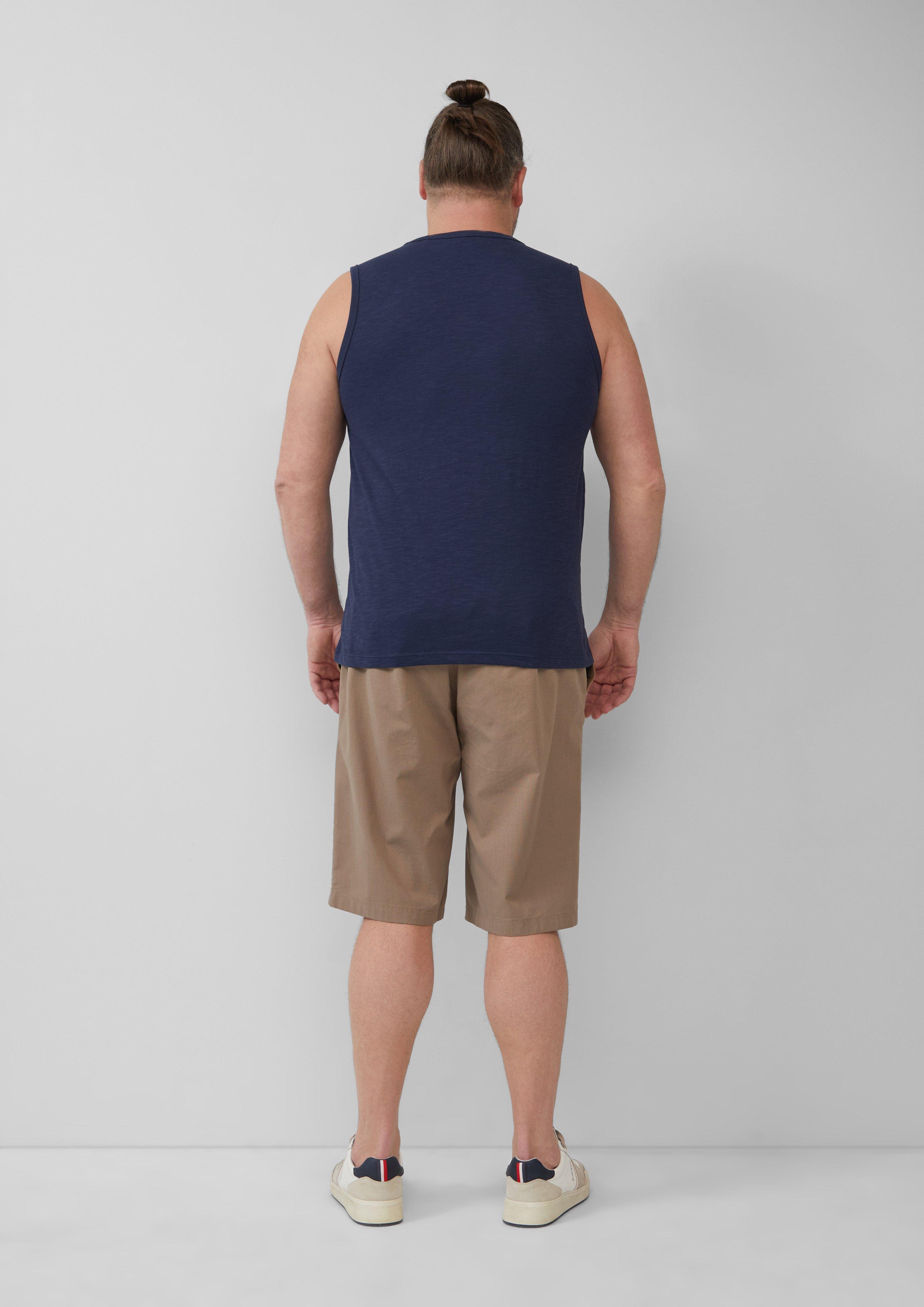 T-shirt in 5852, 9467 & 0100