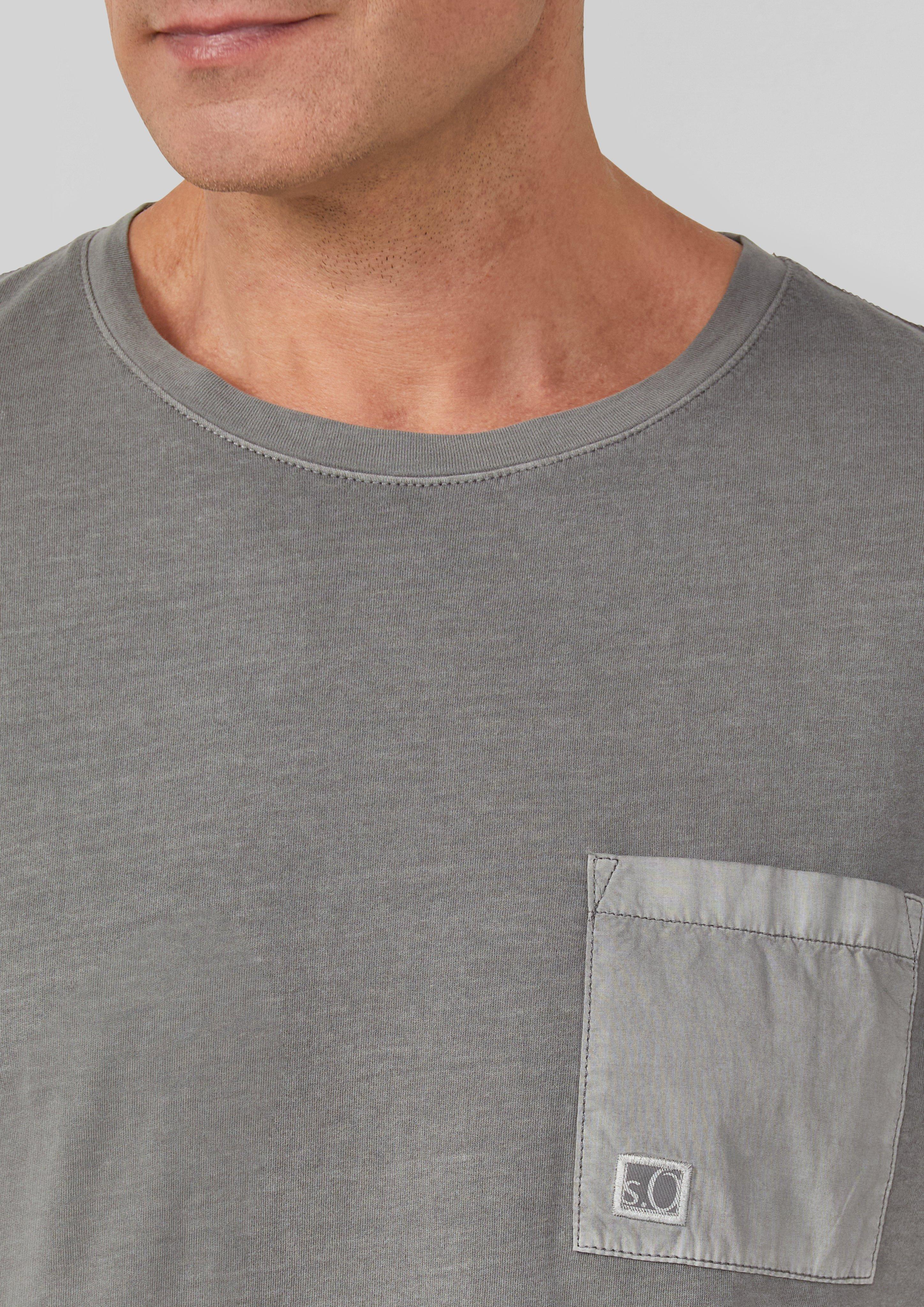 T-shirt in 9467 & 5852