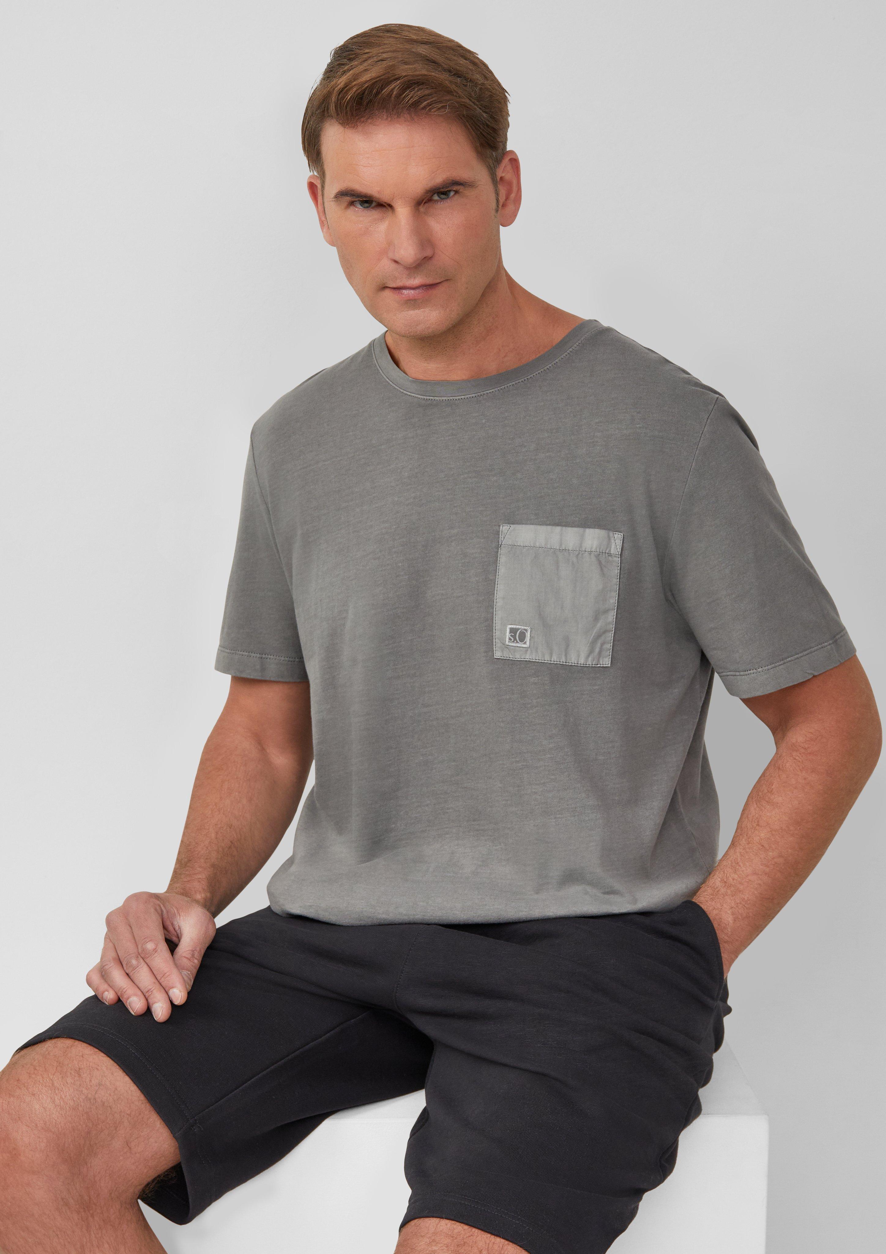 T-shirt in 9467 & 5852