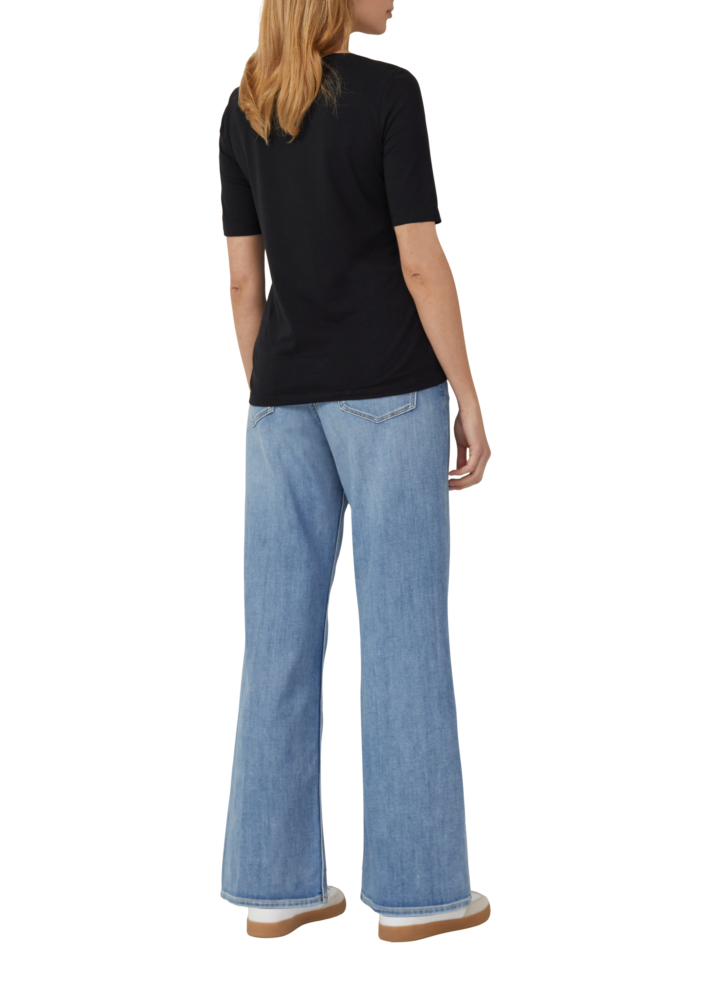 Thumbnail - T-Shirt