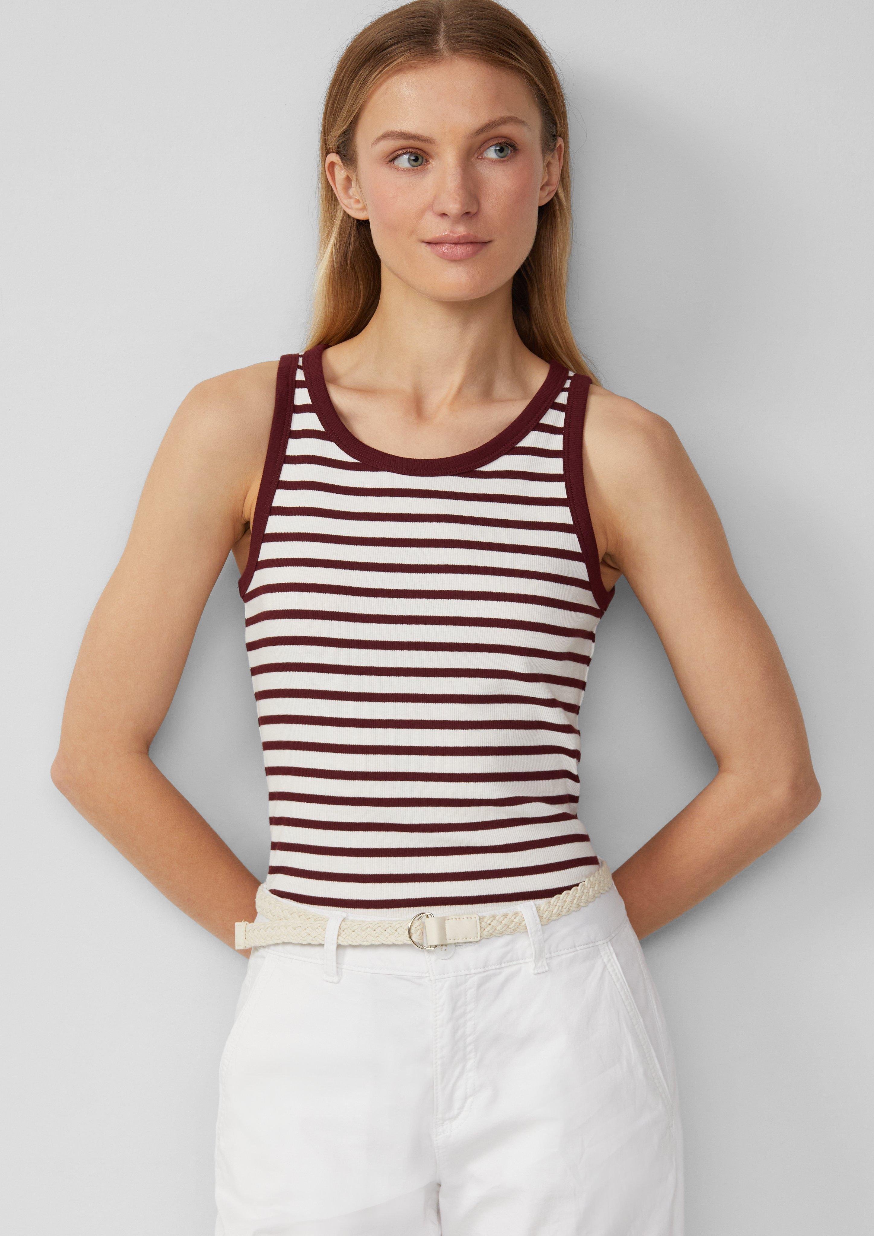 T-Shirt in 39G0, 3902, 55G0 & 5527