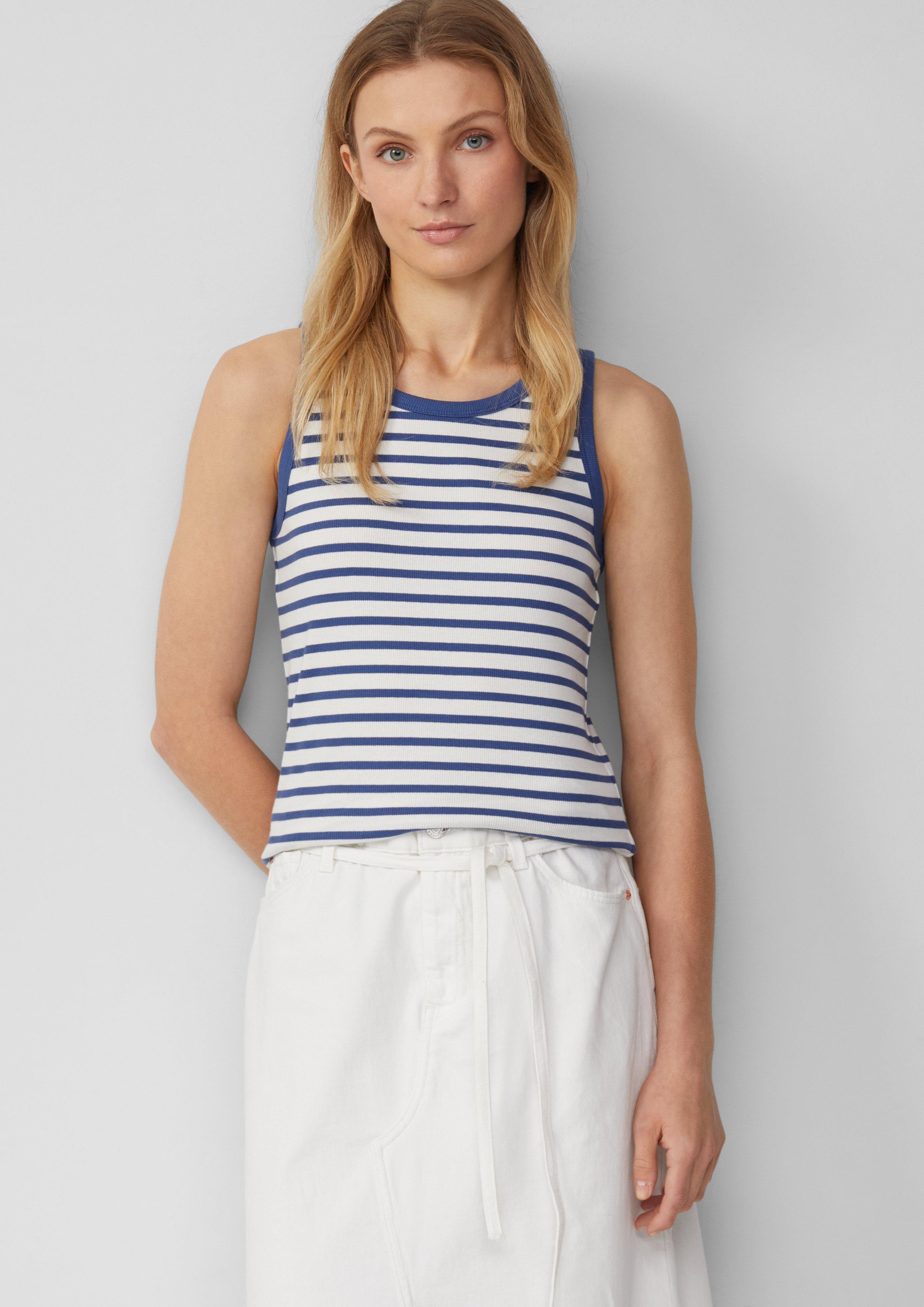 T-shirt in 55G0, 39G0, 3902 & 5527