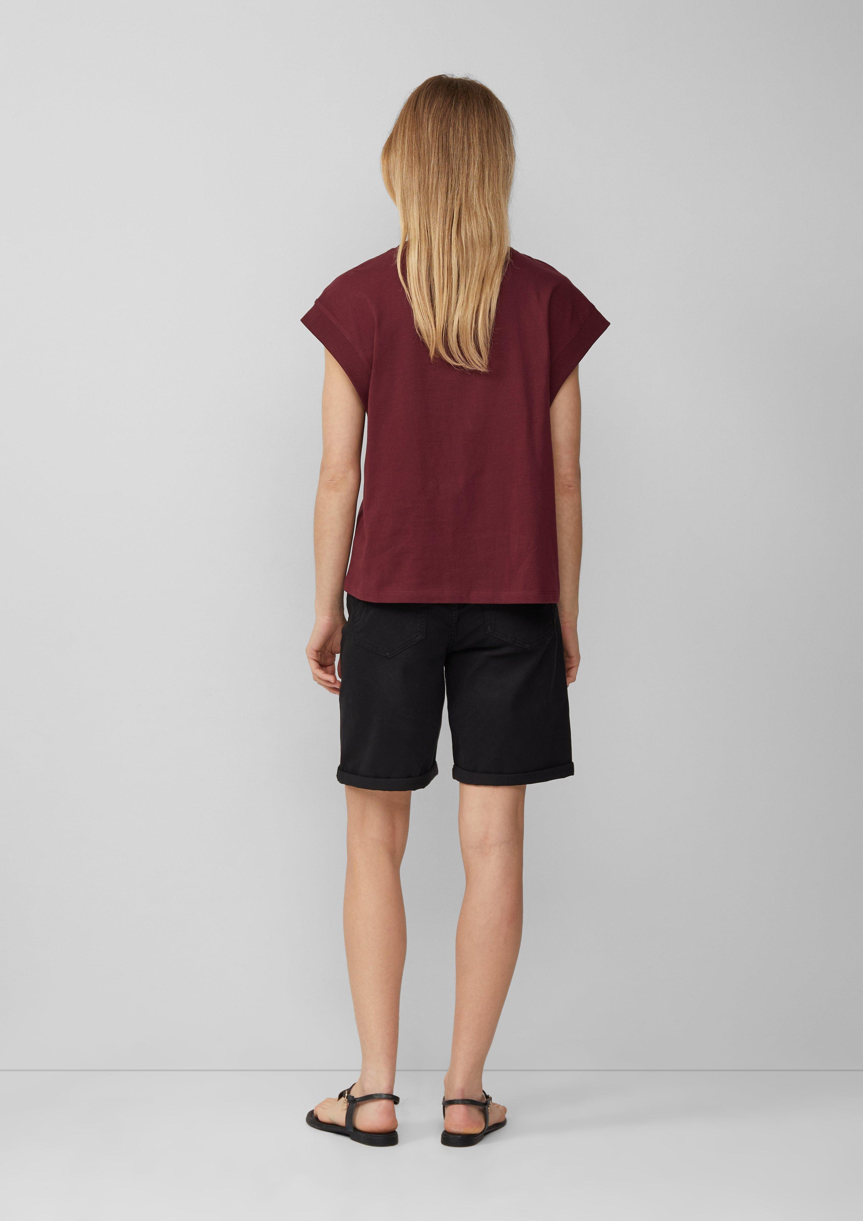 T-Shirt in 3902, 9999, 0603 & 5527