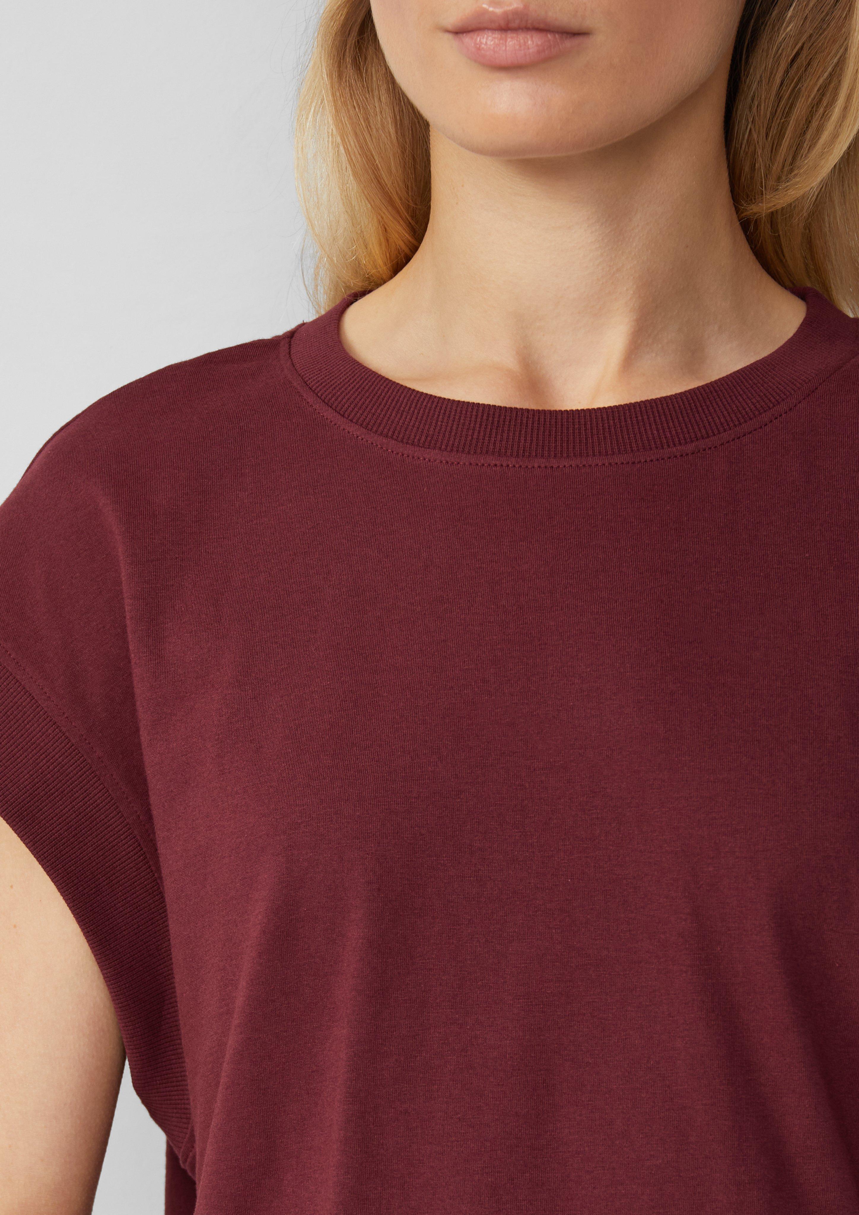 T-Shirt in 3902, 9999, 0603 & 5527