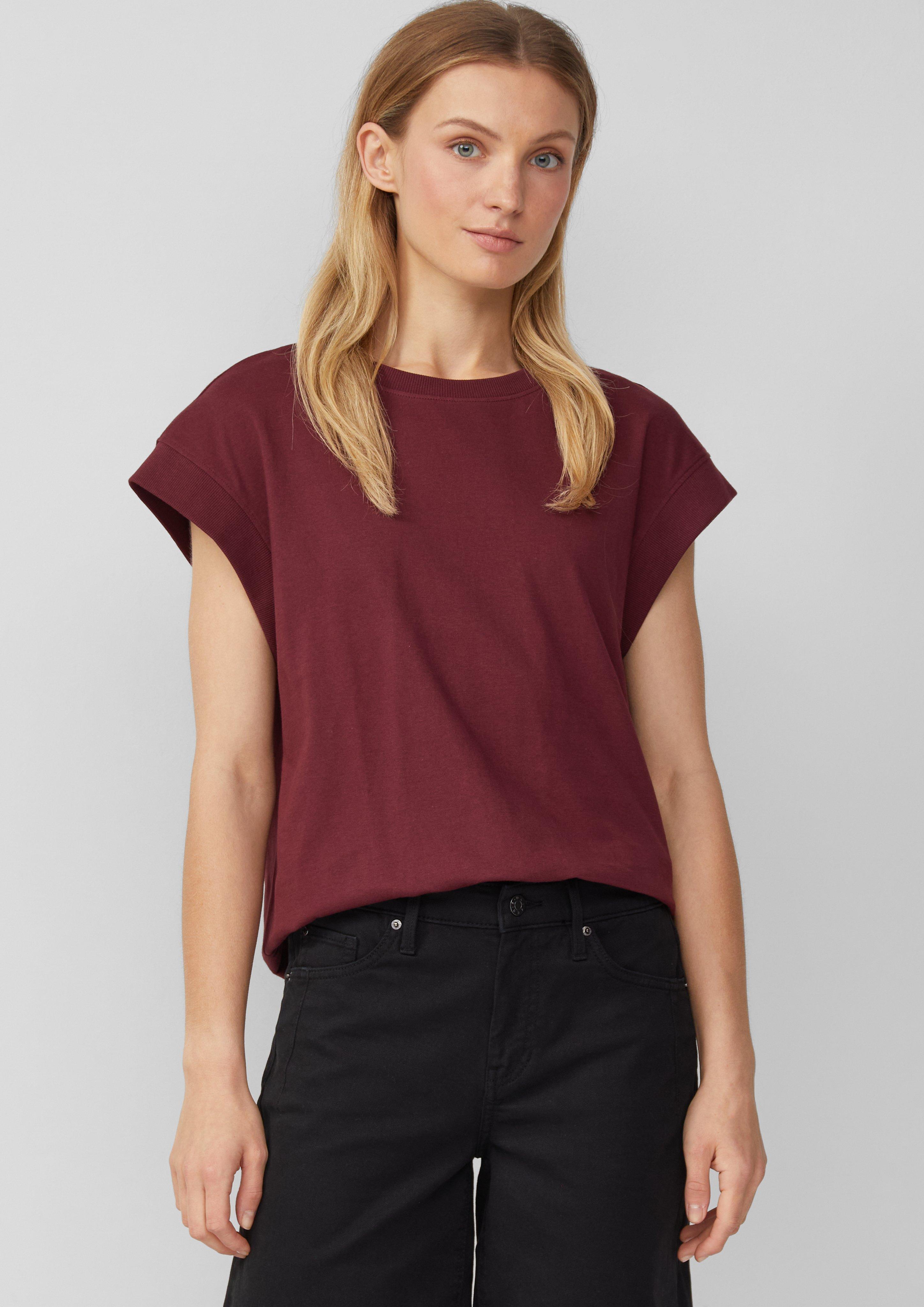 T-Shirt in 3902, 9999, 0603 & 5527