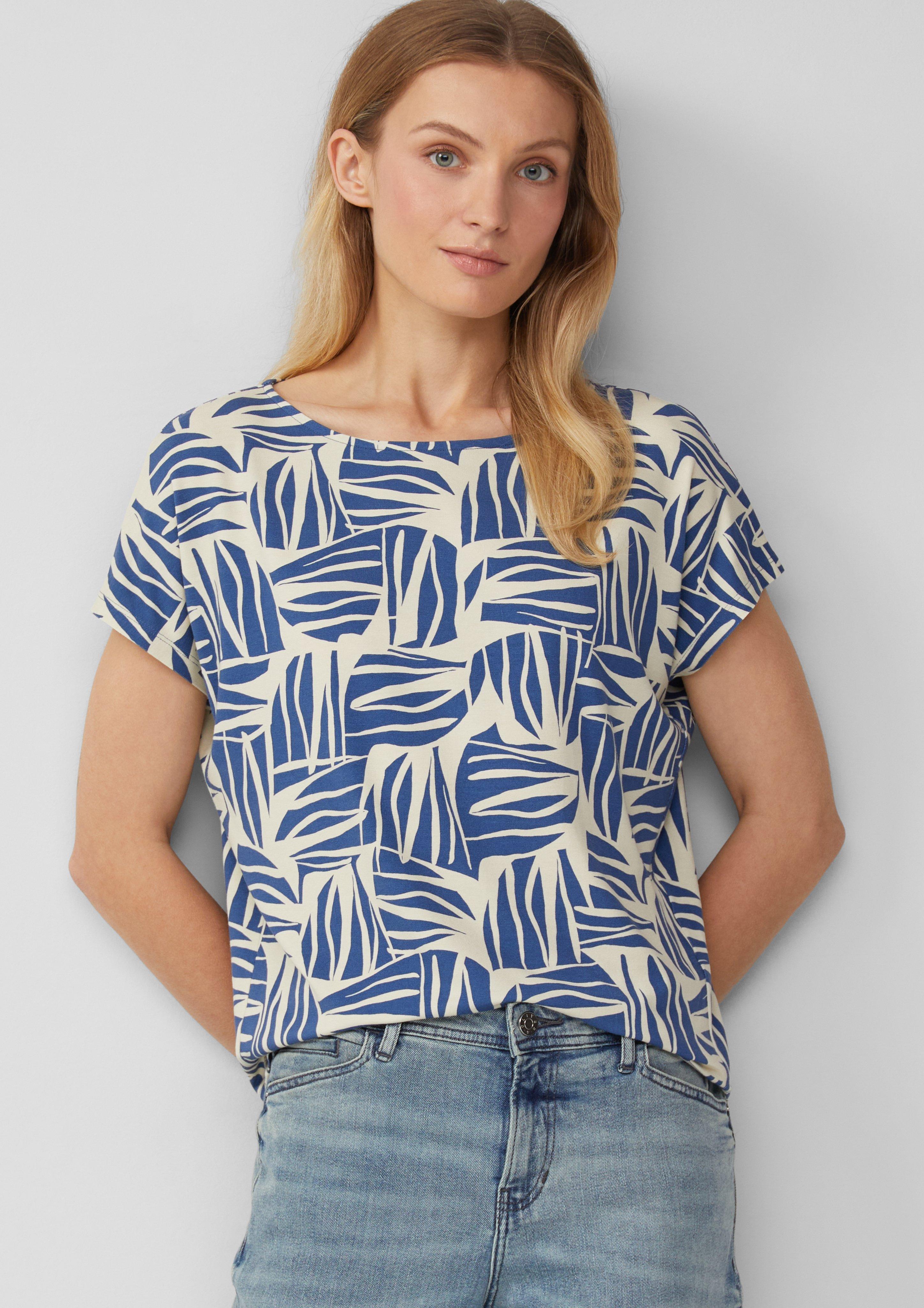 T-shirt in 55A0, 99A0, 55G0 & 39G0