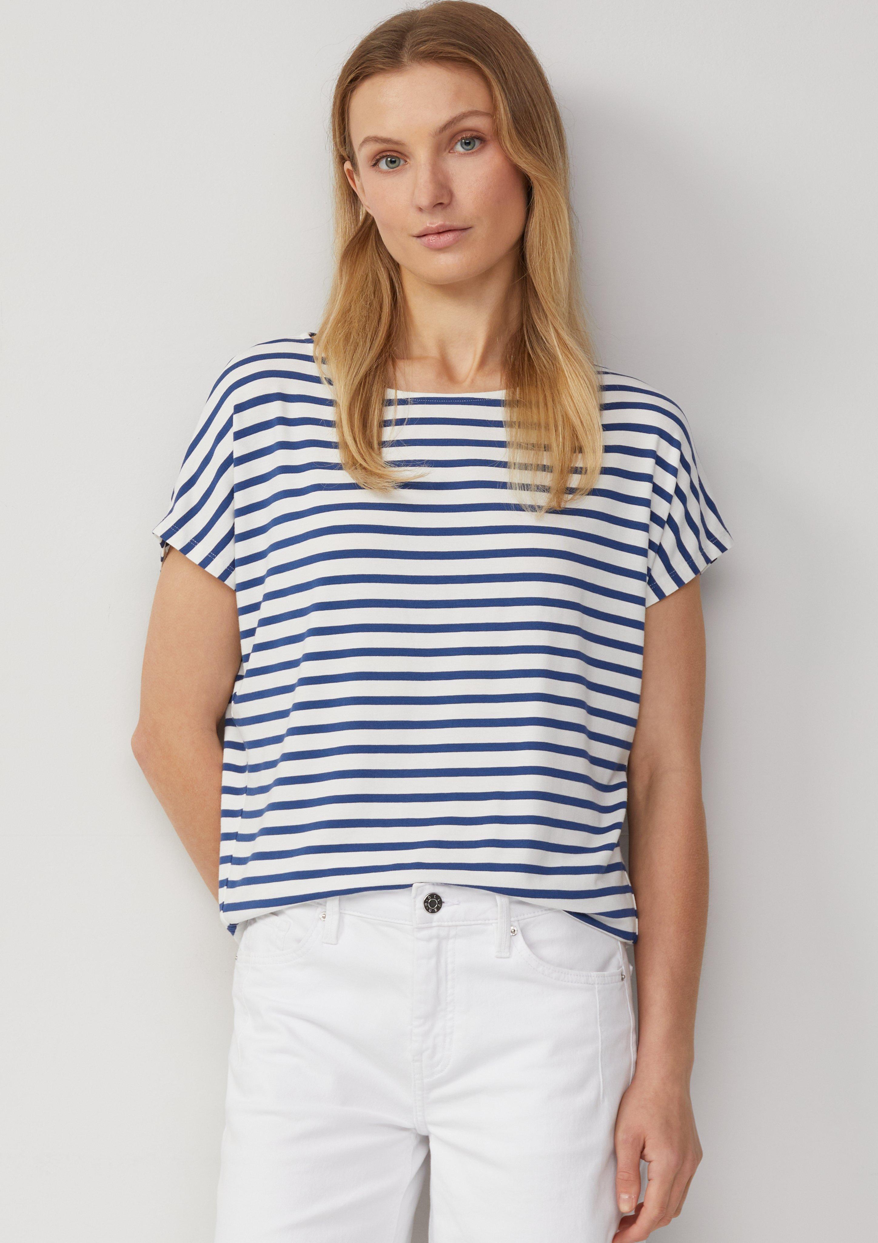 T-shirt in 55G0, 55A0, 99A0 & 39G0