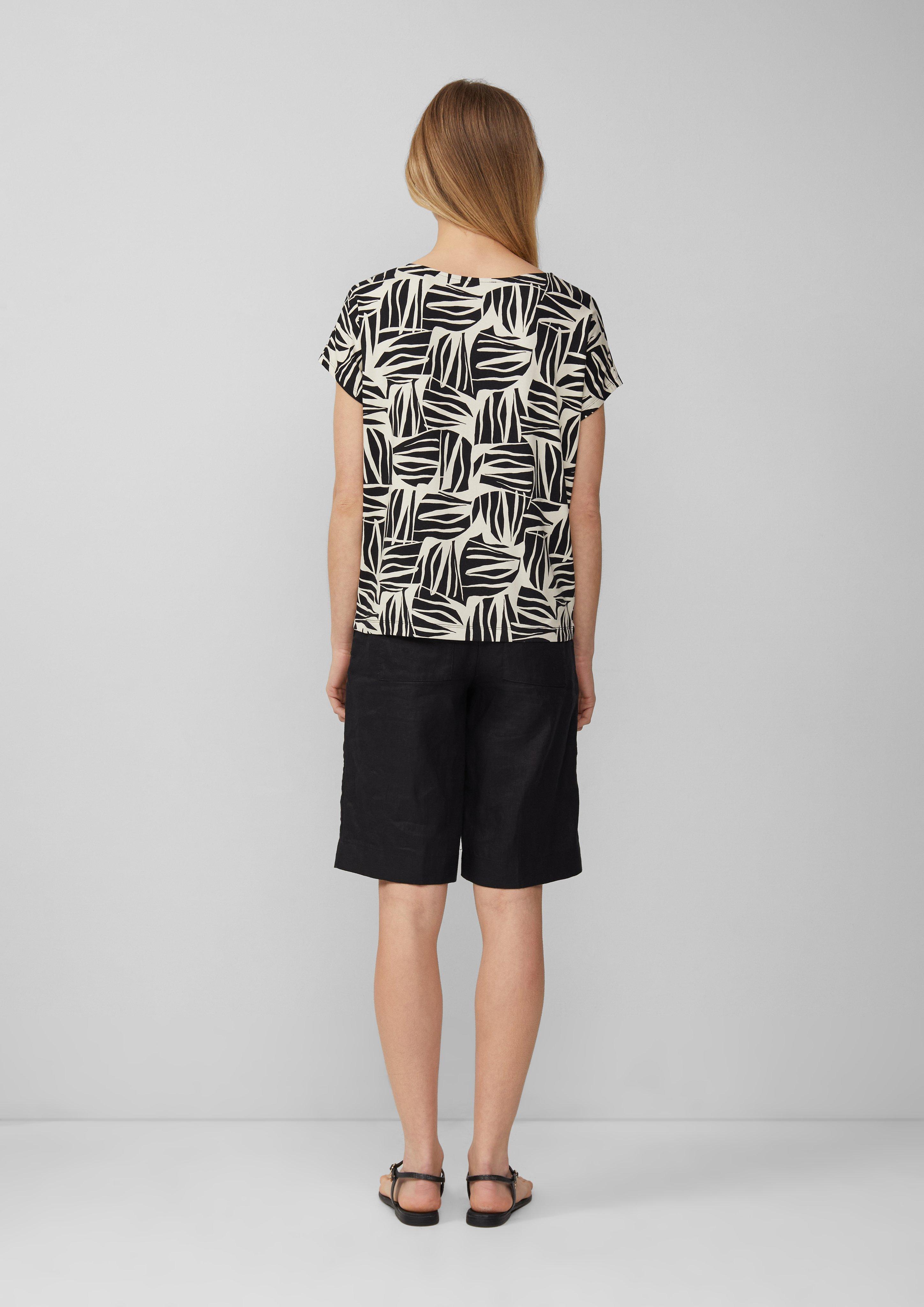 T-shirt in 99A0, 55A0, 55G0 & 39G0