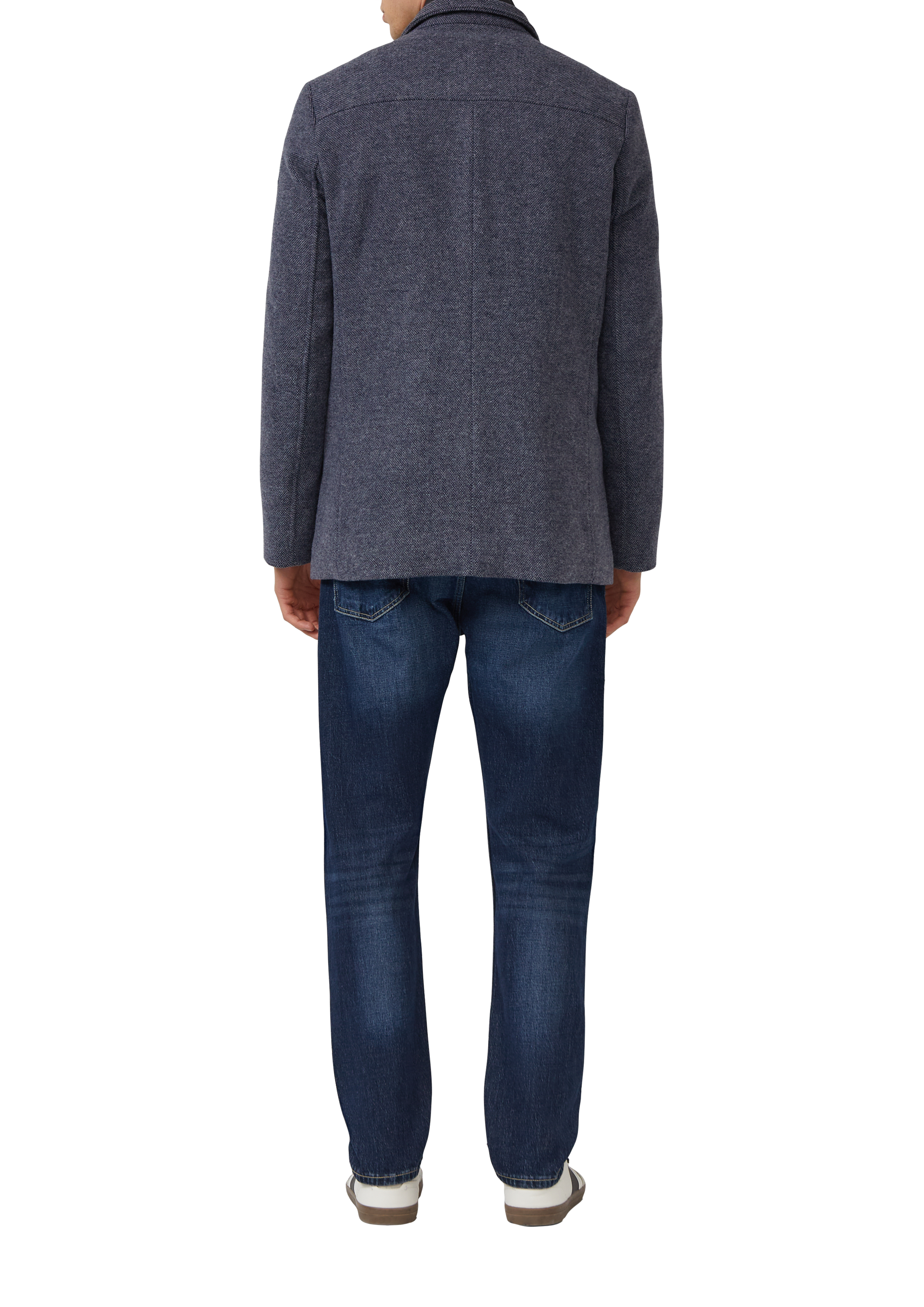 Thumbnail - Outdoor-Mantel