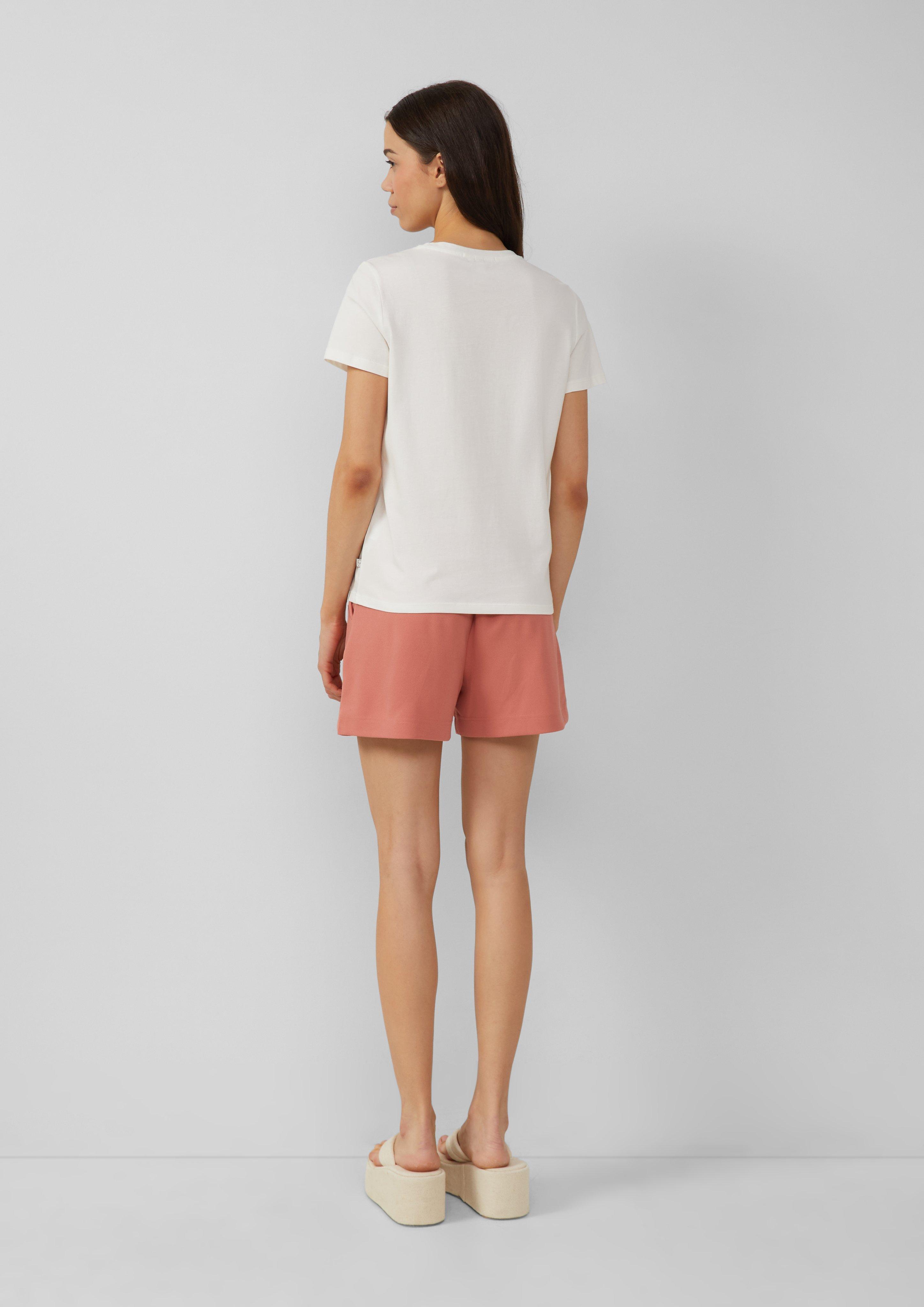 T-shirt in 02D0, 12D0, 99D1, 50D2, 08D2 & 20D1