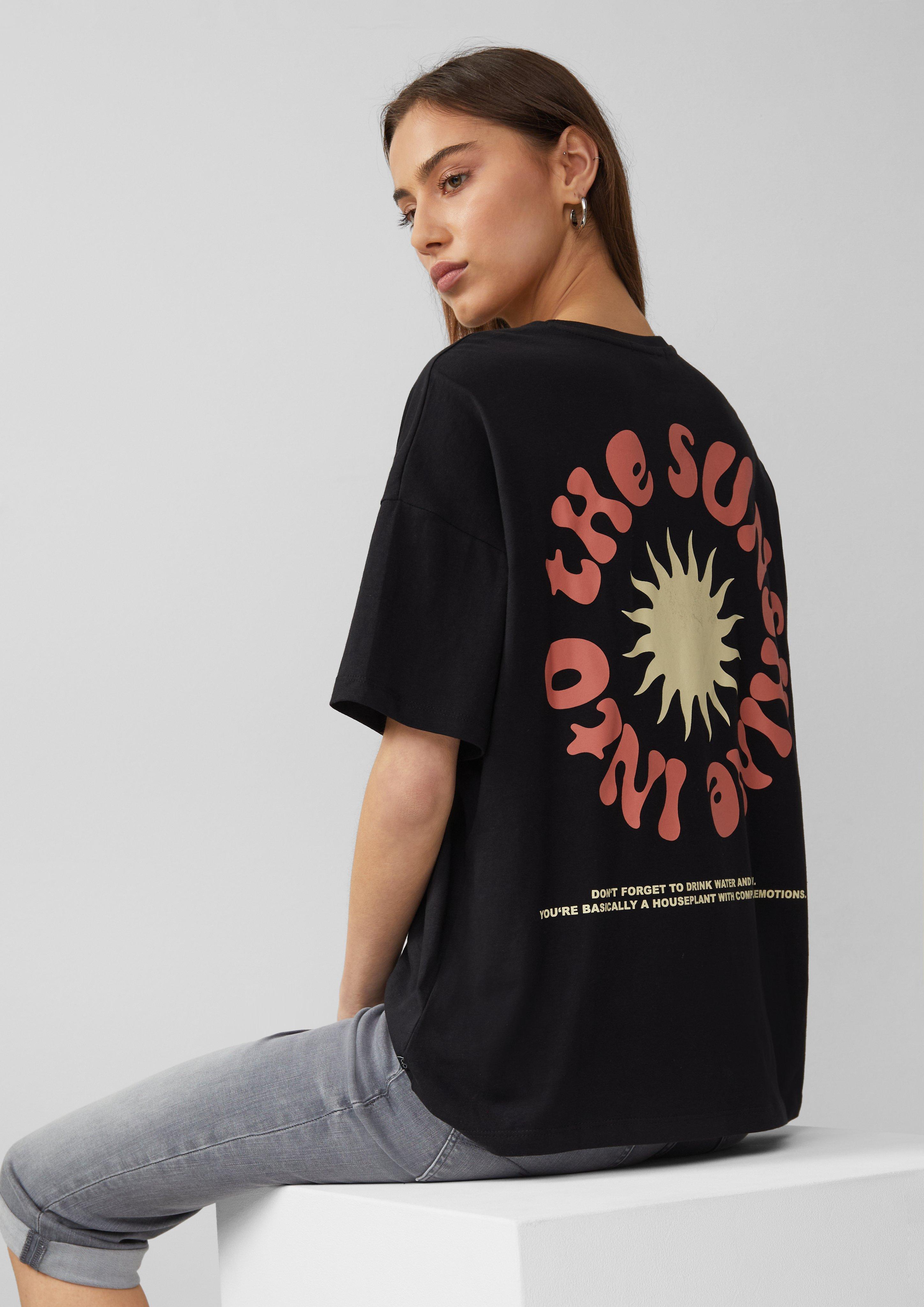 T-shirt in 99D0, 50D0, 72D0 & 08D0