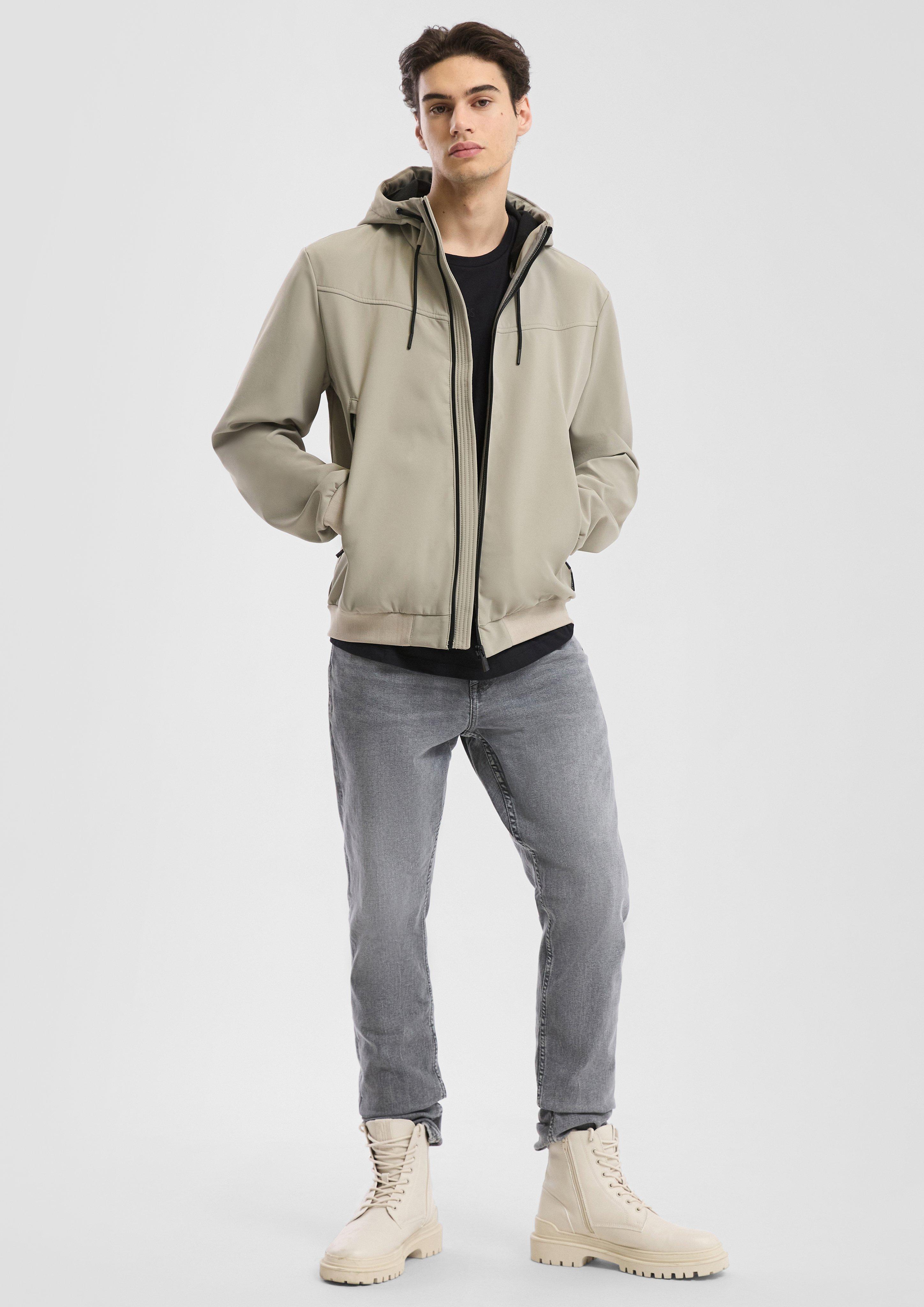 Outdoor-Jacke in 8435 & 9999