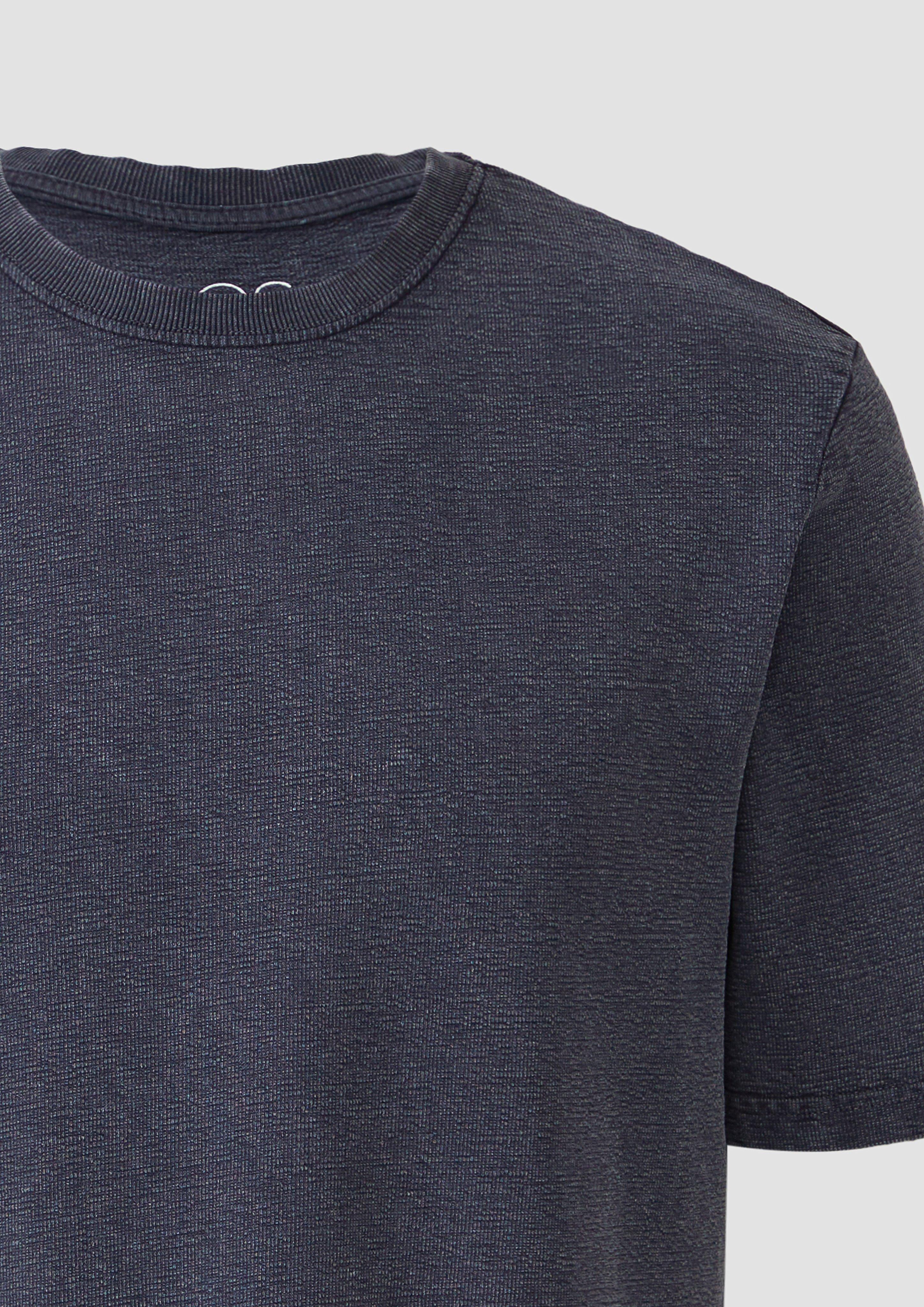 T-shirt in 5884, 9015 & 0210