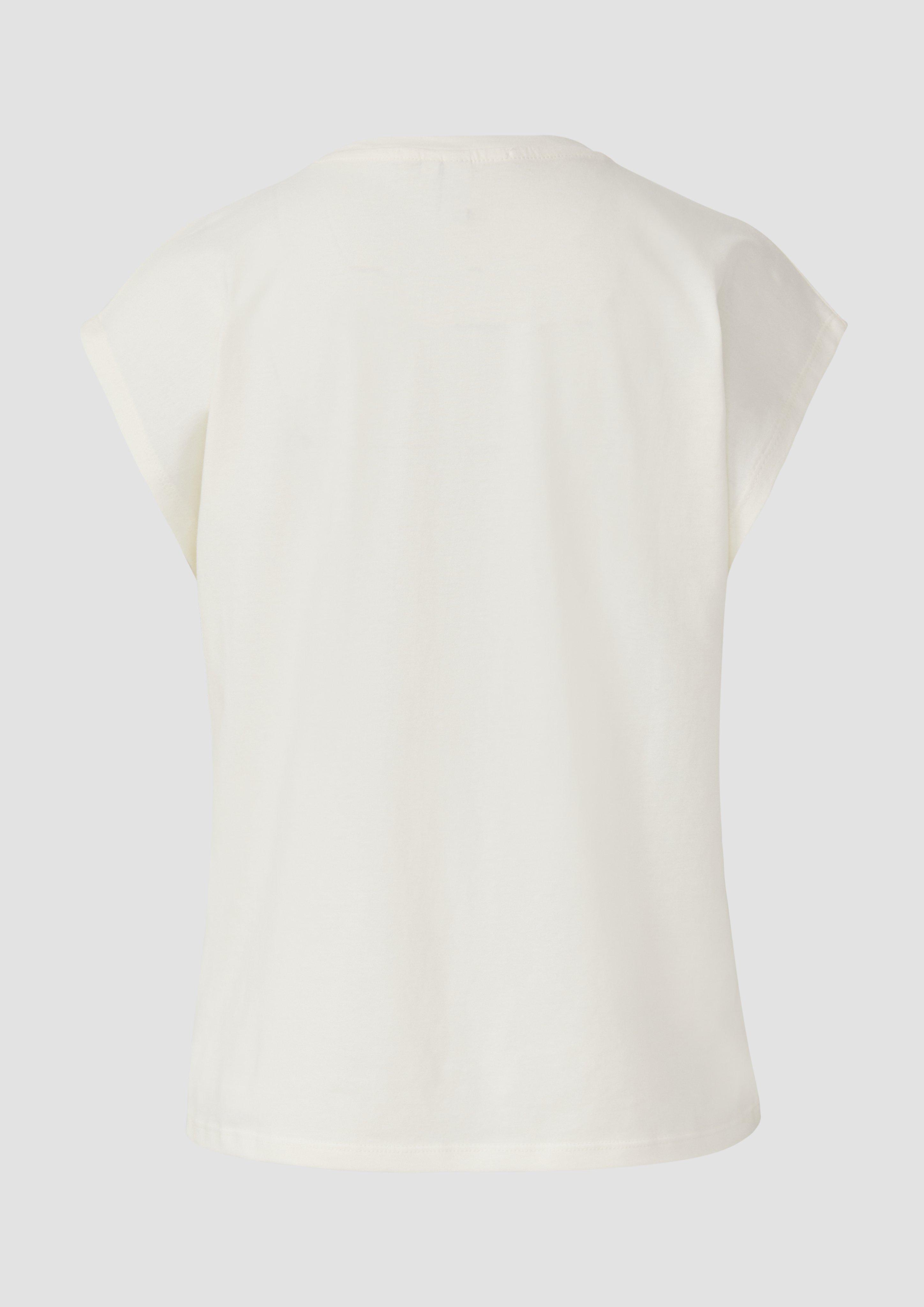 T-Shirt in 0200, 9999, 1225, 2080 & 7297