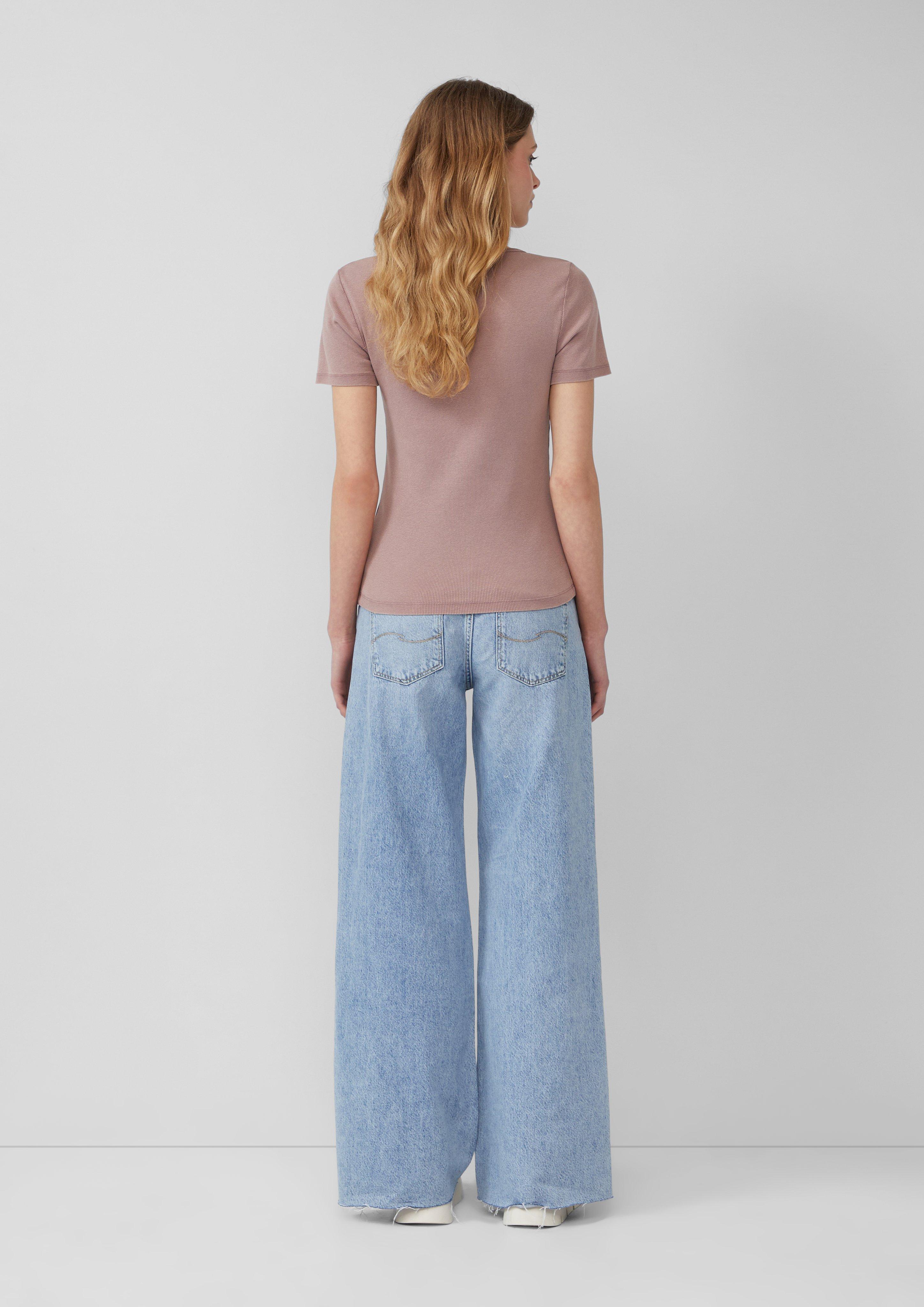 T-shirt in 4762 & 9999