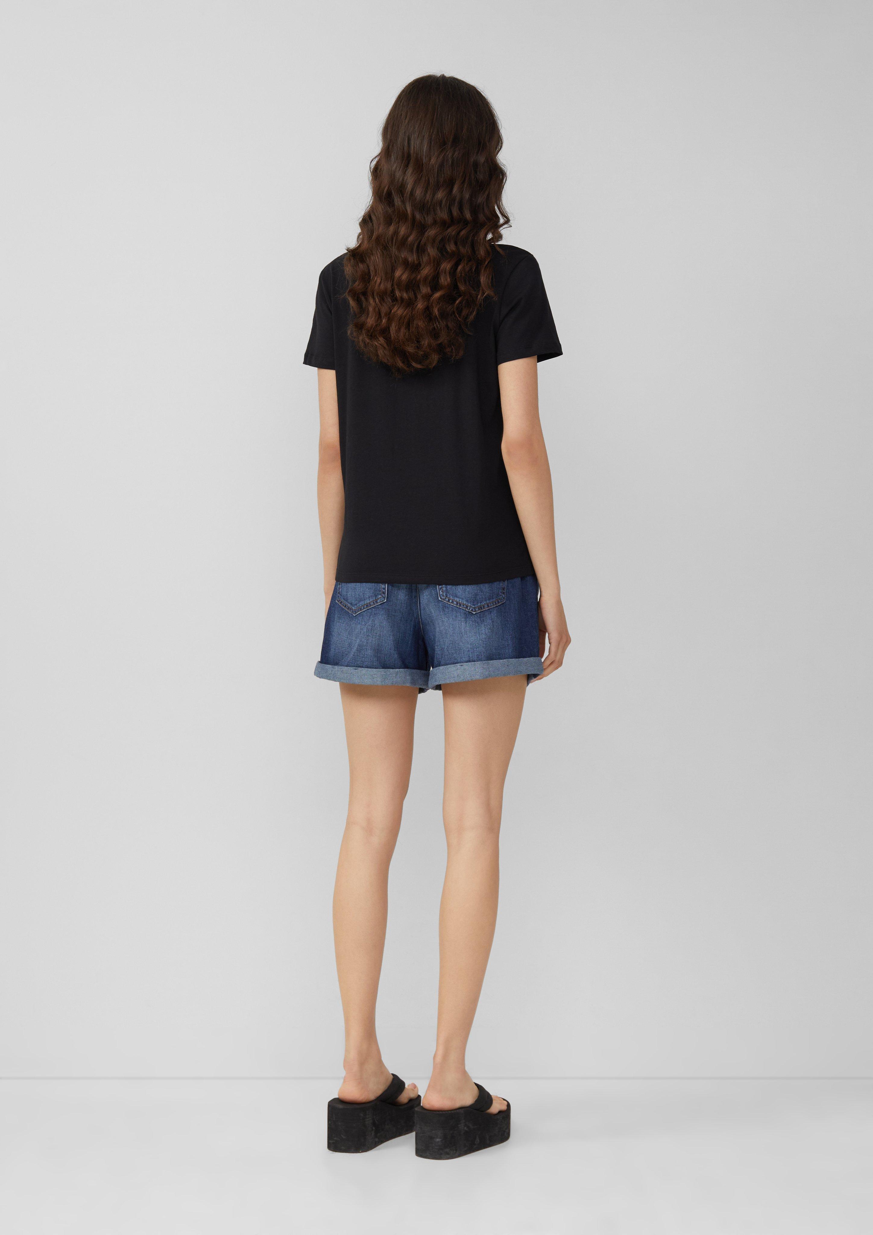 T-Shirt in 99D0, 47D0, 20D0, 08D1 & 72D1