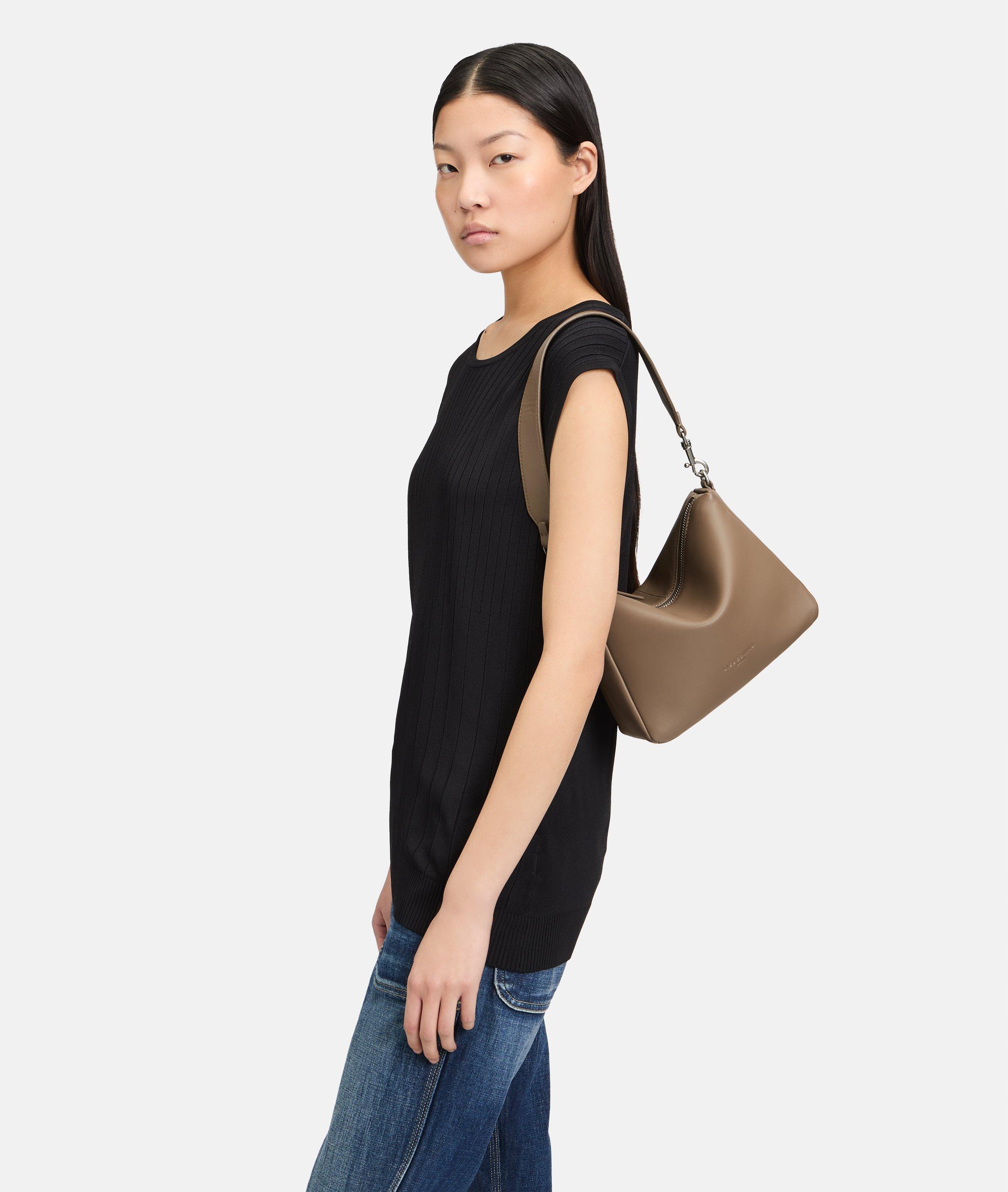 Crossbody in bruin, blauw, olijfgroen, wit & zwart