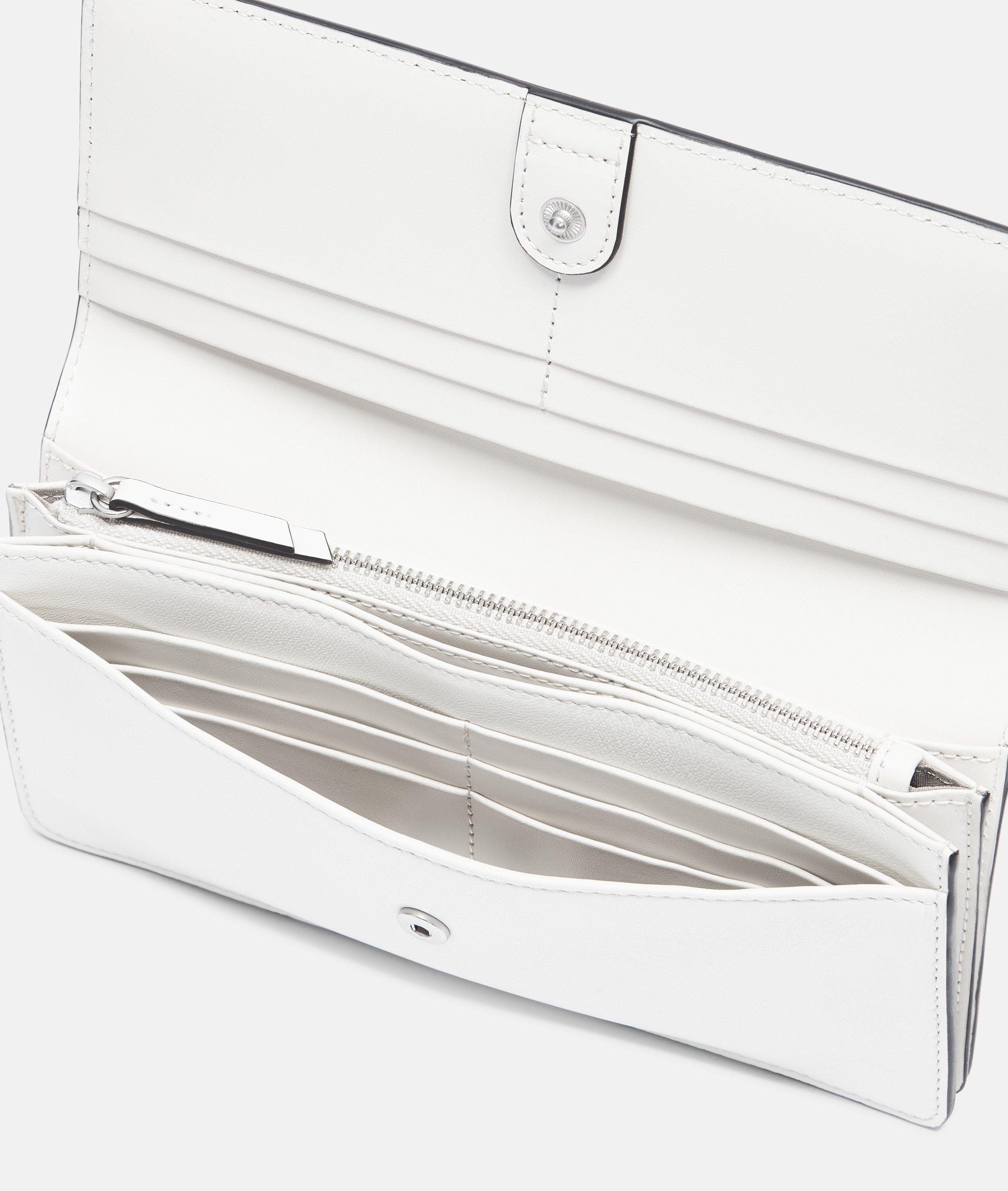 Wallet in white