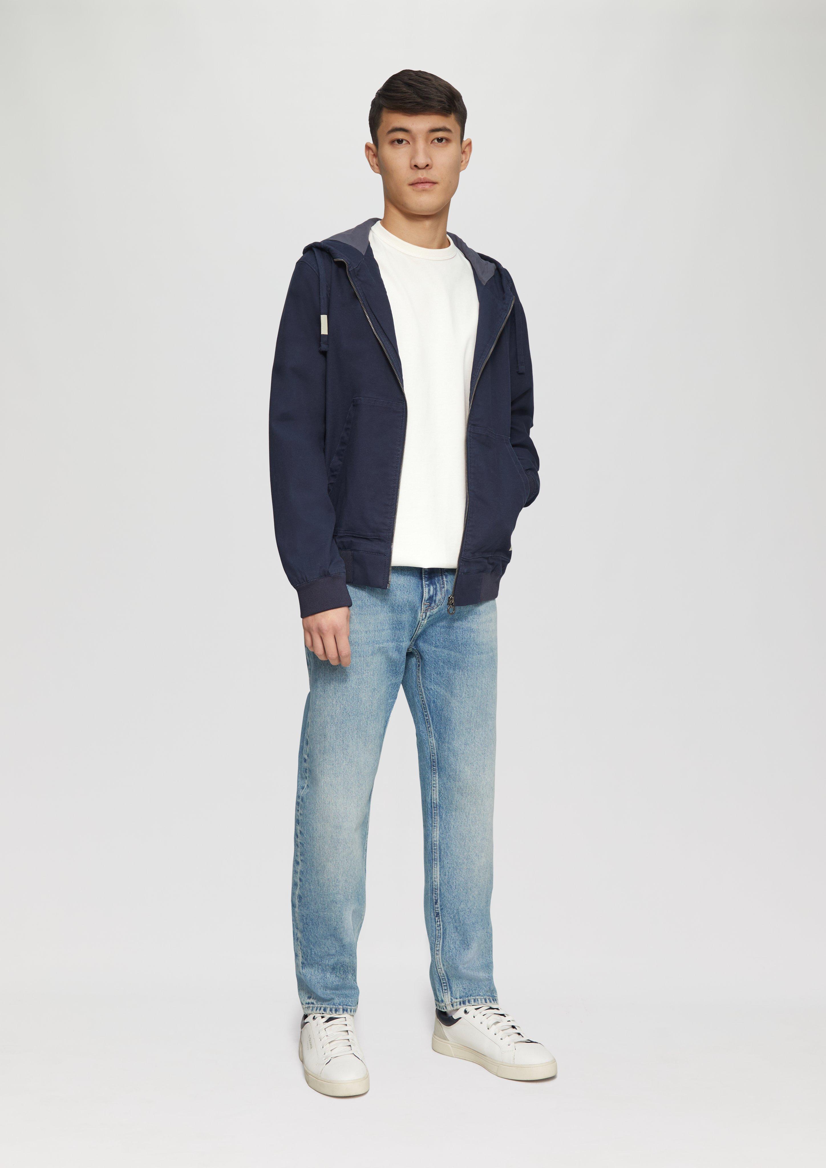 T-Shirt in 01D1, 99D2, 01D3 & 99D4