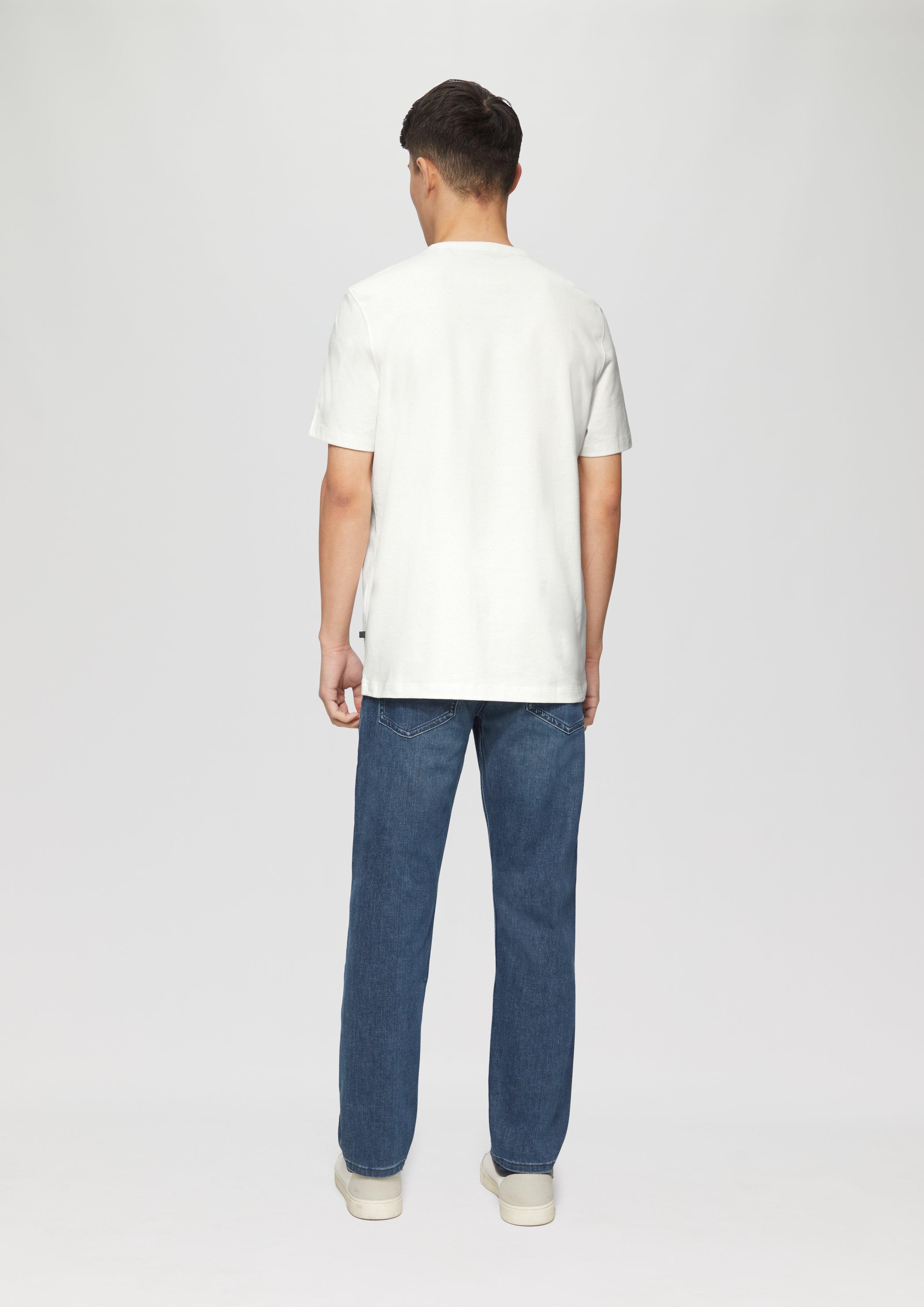 T-shirt in 01D3, 99D2 & 99D4