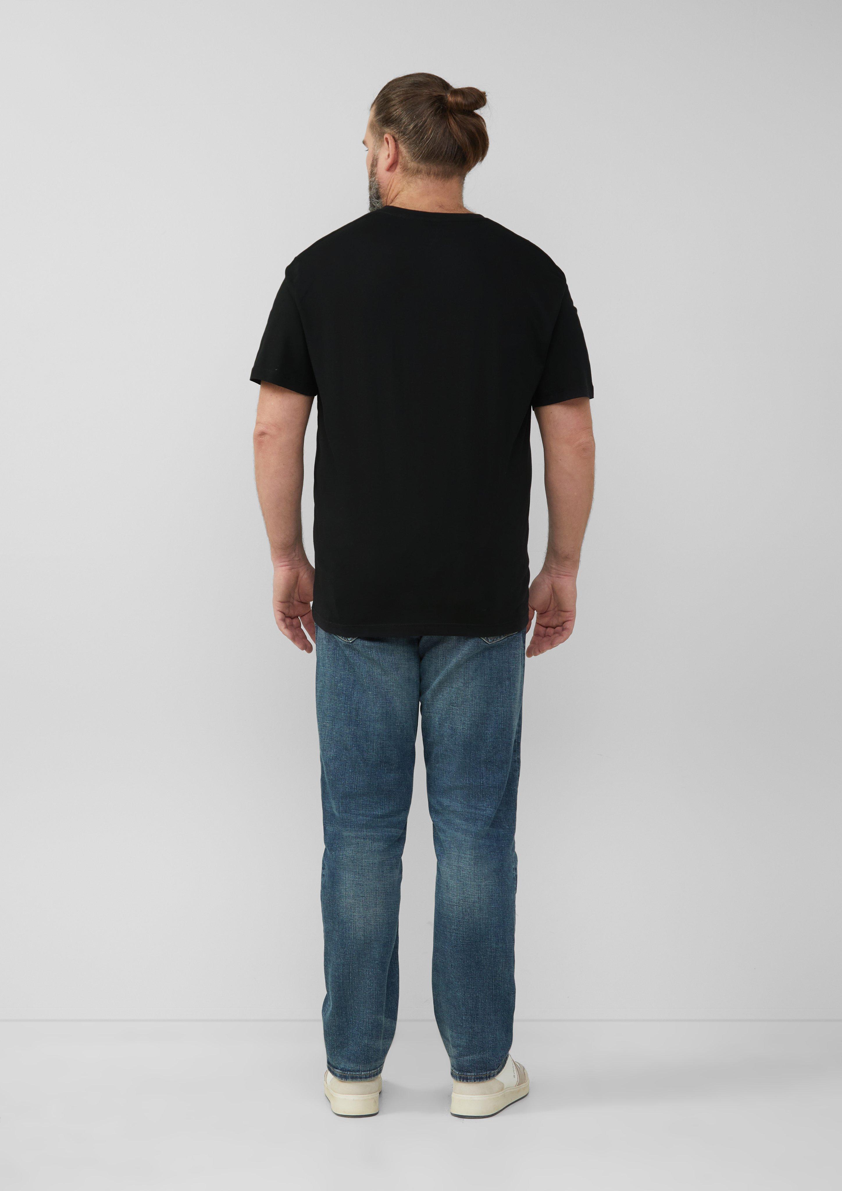 T-Shirt in 9999 & 0100