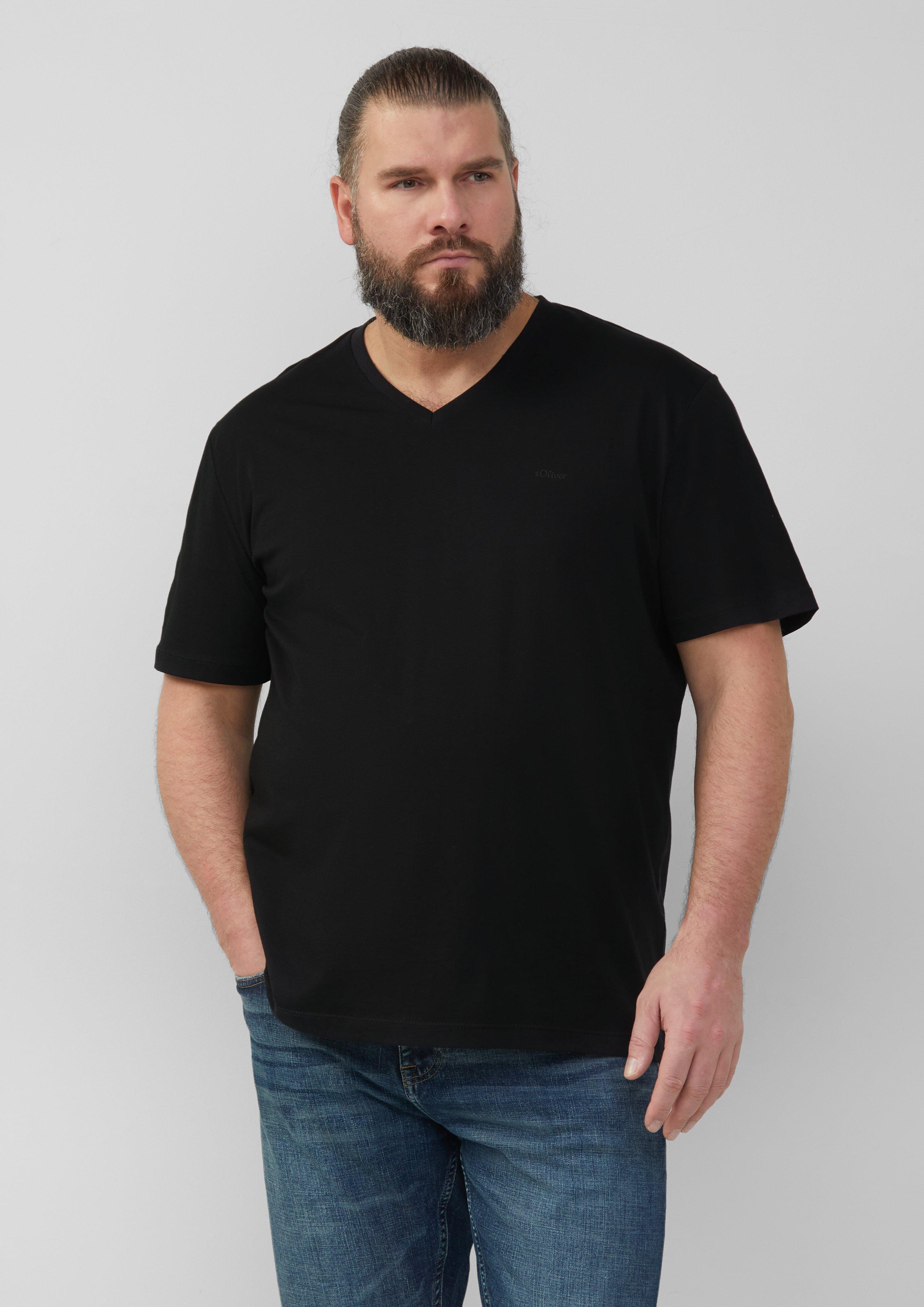 T-Shirt in 9999 & 0100