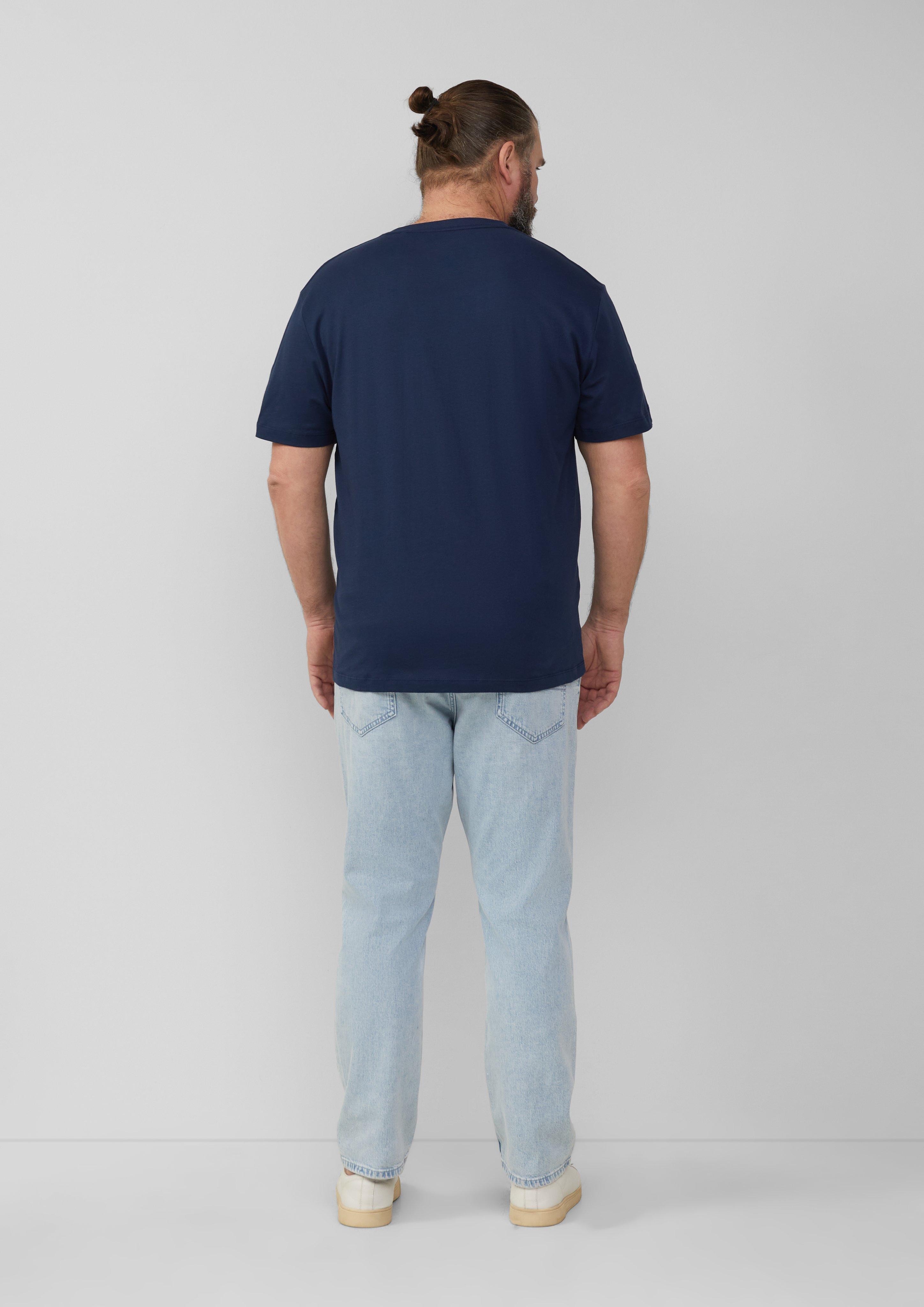 T-shirt in 58D2, 01D1 & 12D1