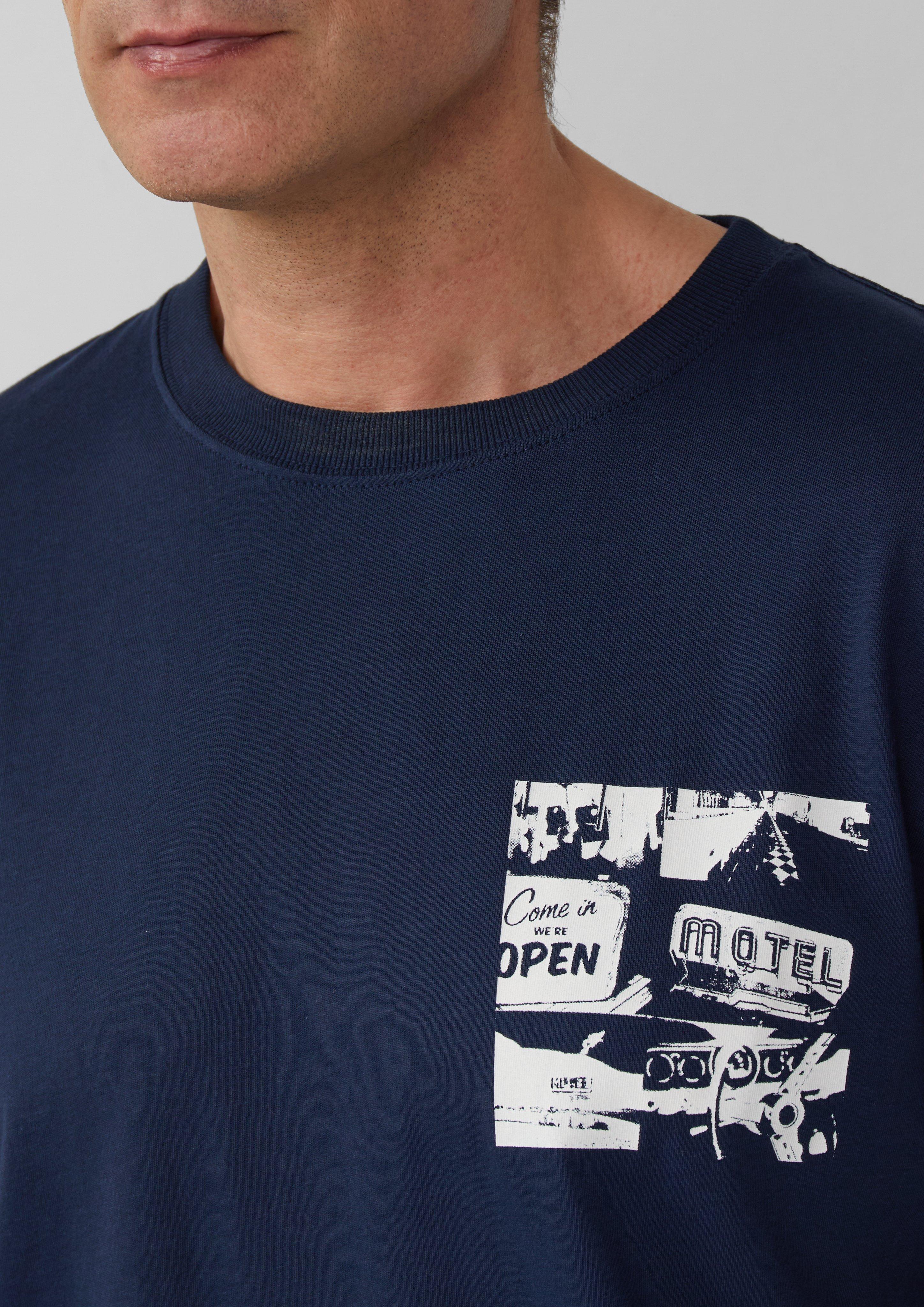 T-shirt in 58D2 & 01D1