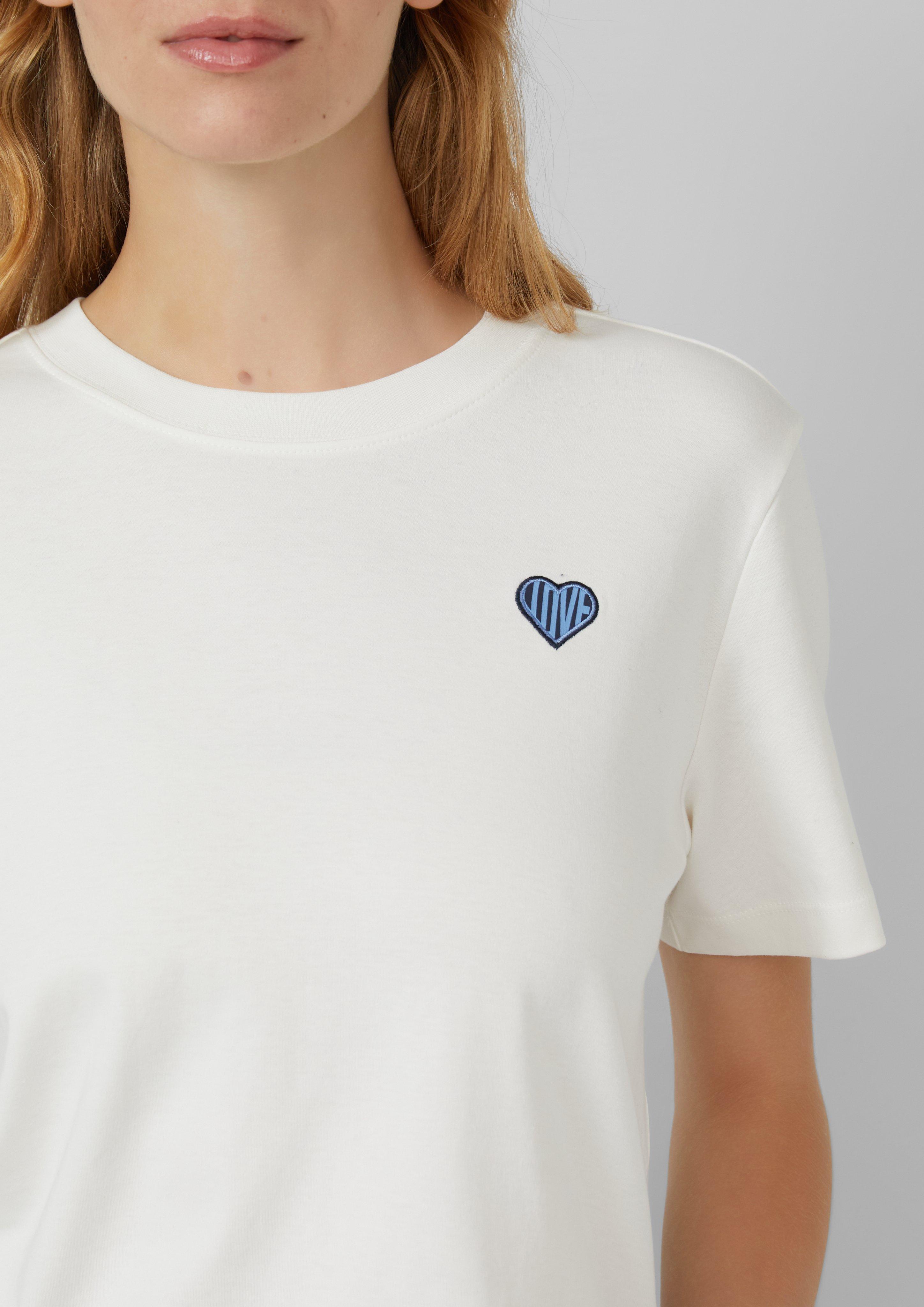 T-shirt in 02D2, 55D2, 69D0, 59D0, 51D2 & 06D0