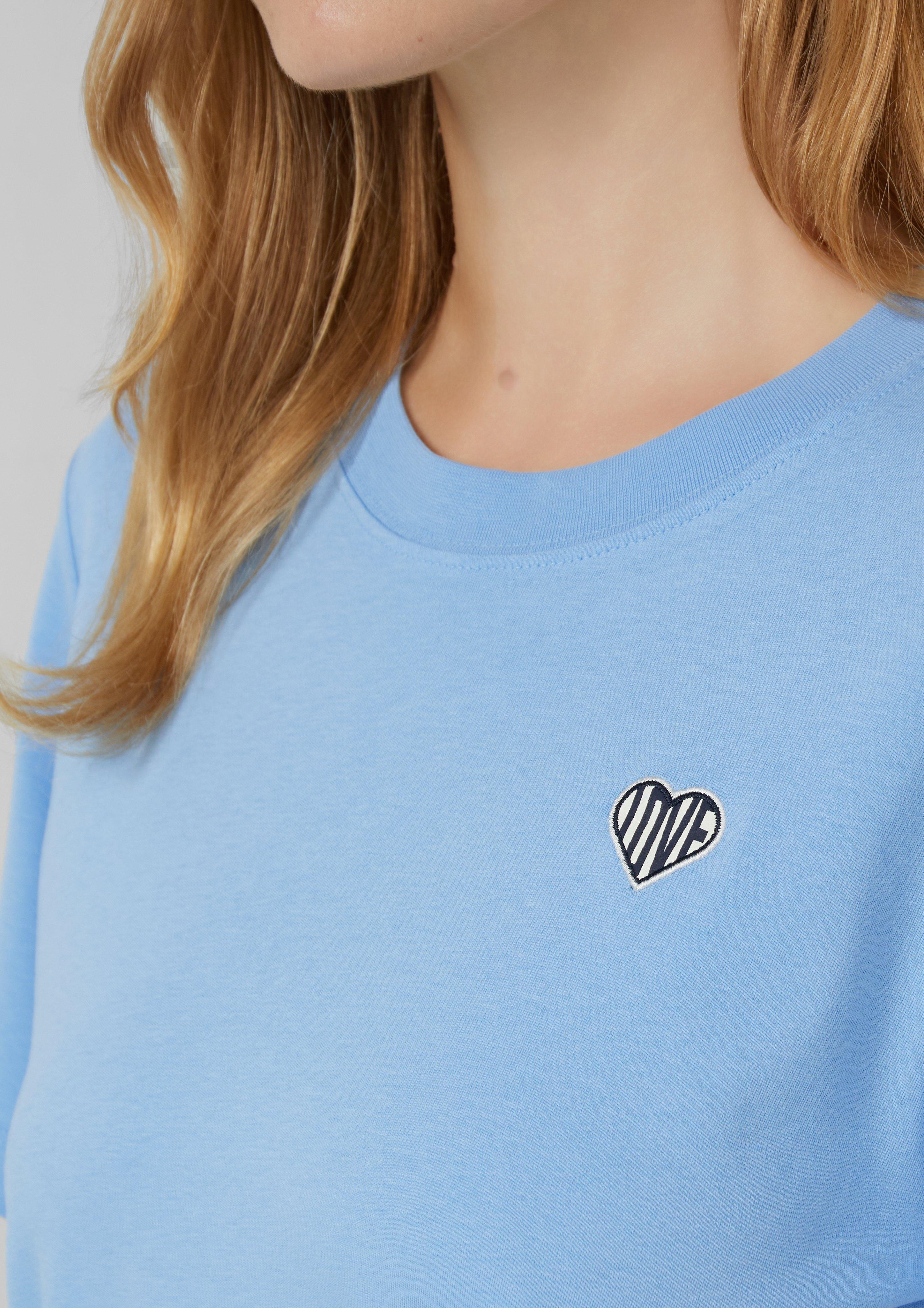 T-Shirt in 51D2, 55D2, 69D0, 59D0, 02D2 & 06D0